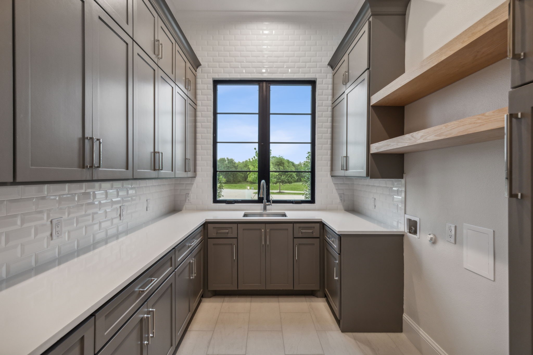 1180 Harper Landing