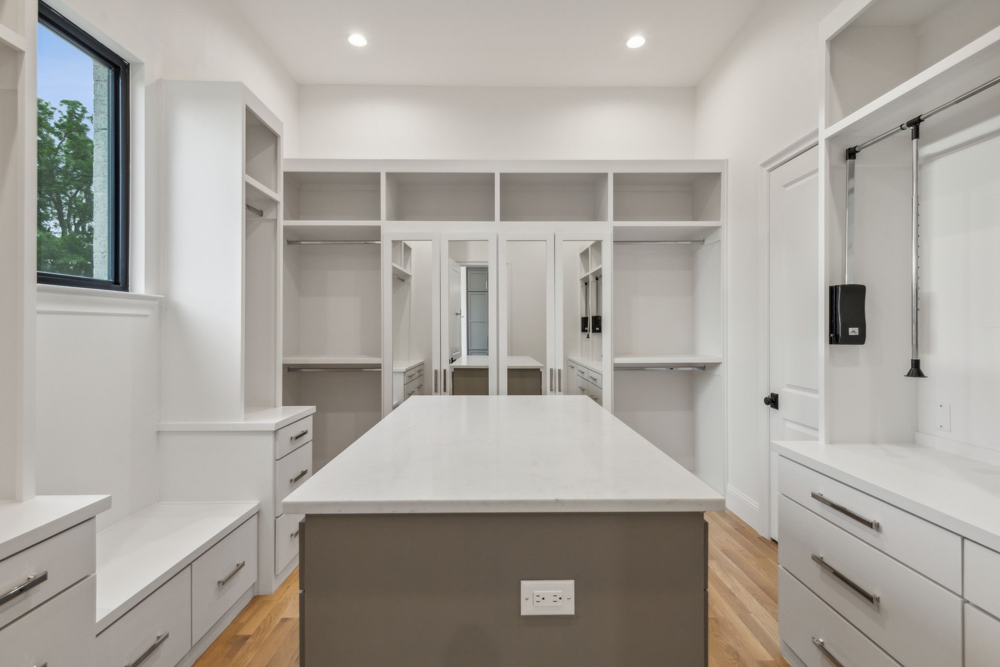 1180 Harper Landing