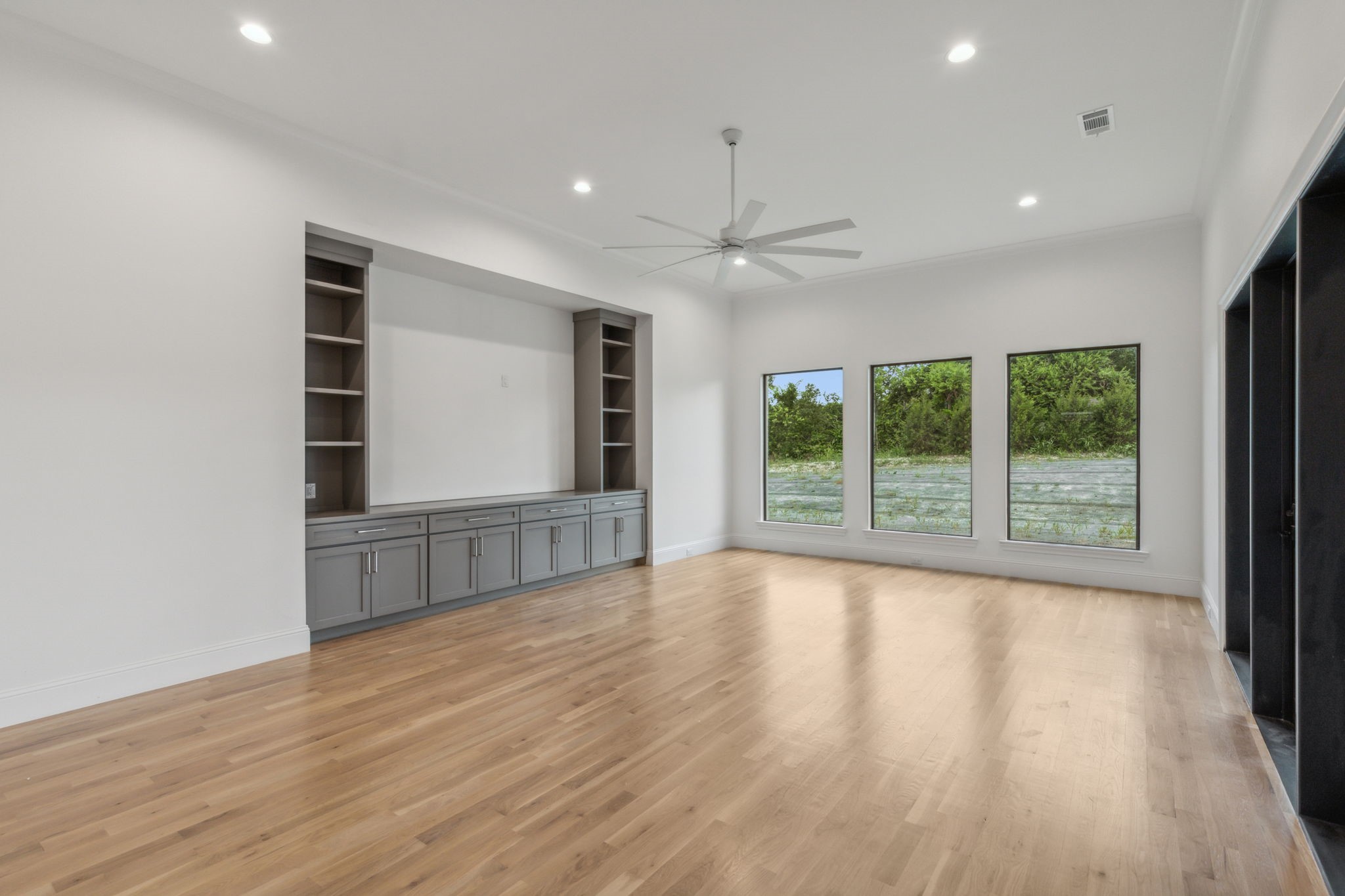 1180 Harper Landing