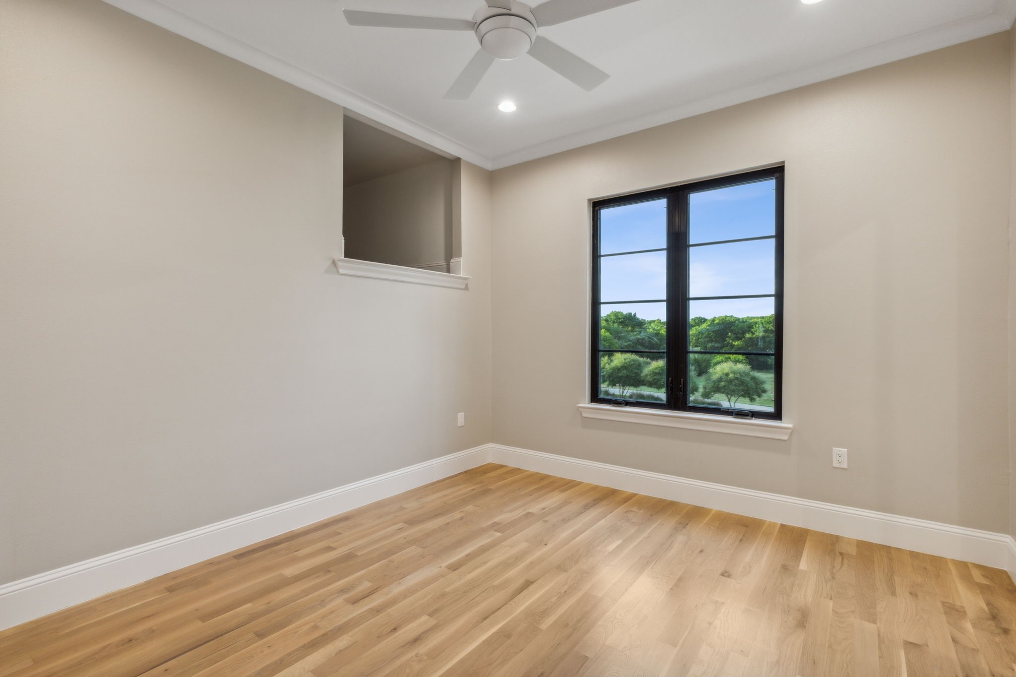 1180 Harper Landing