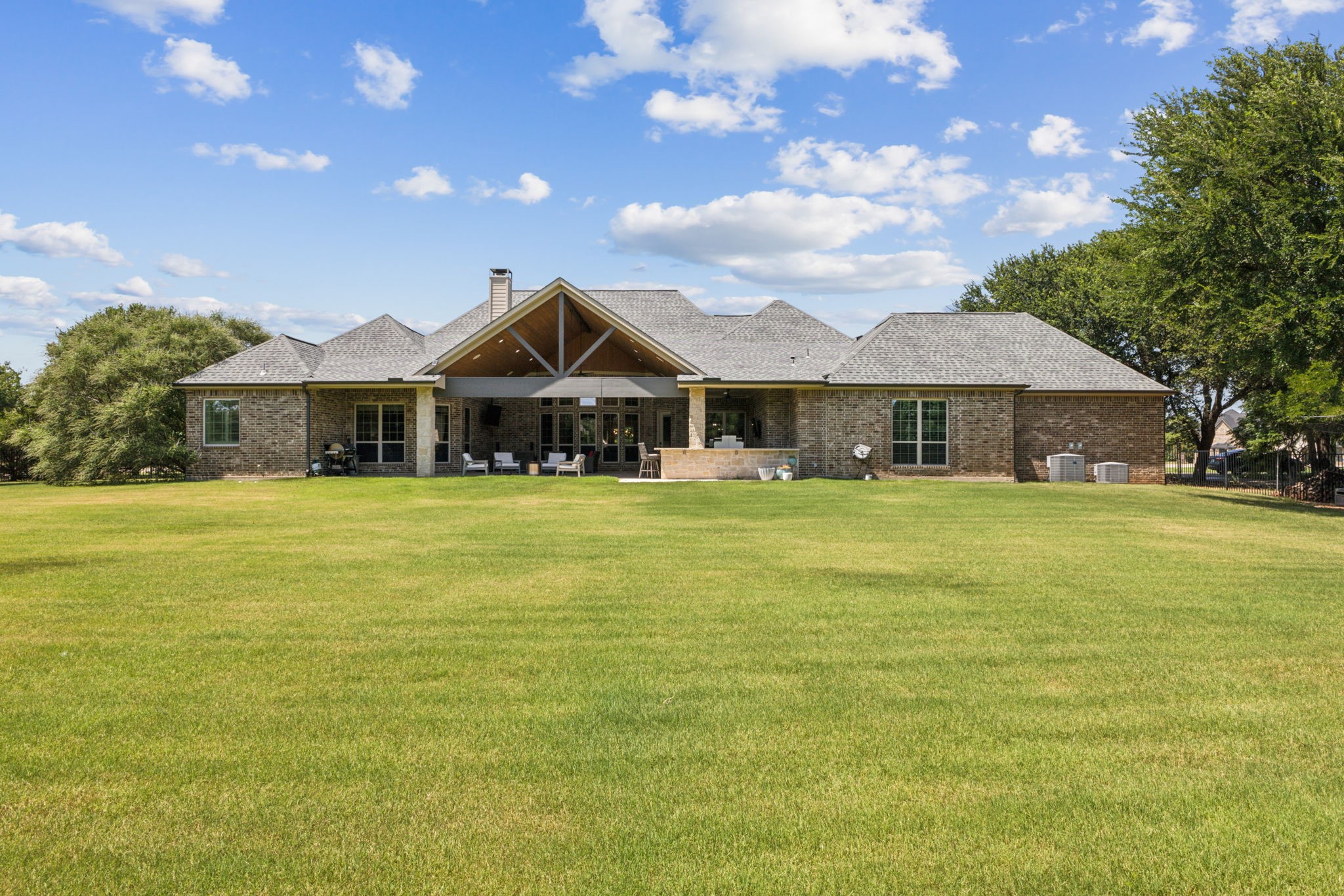 2725 Timber Trail