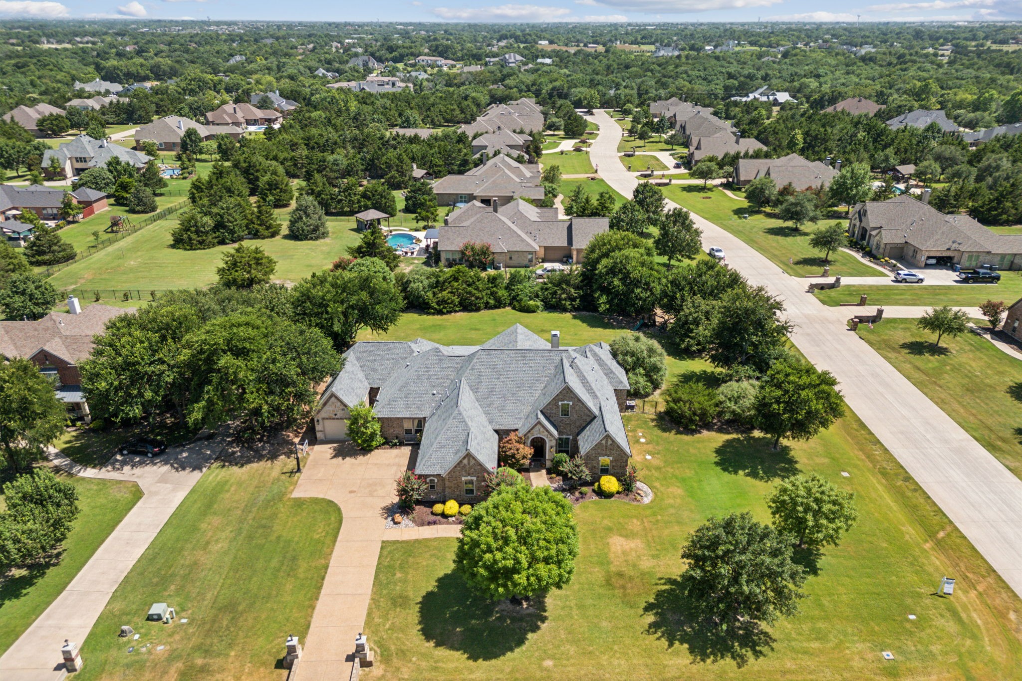 2725 Timber Trail