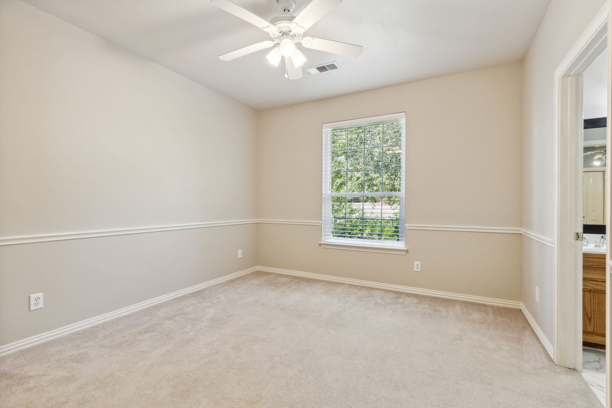 120 Danbury Court