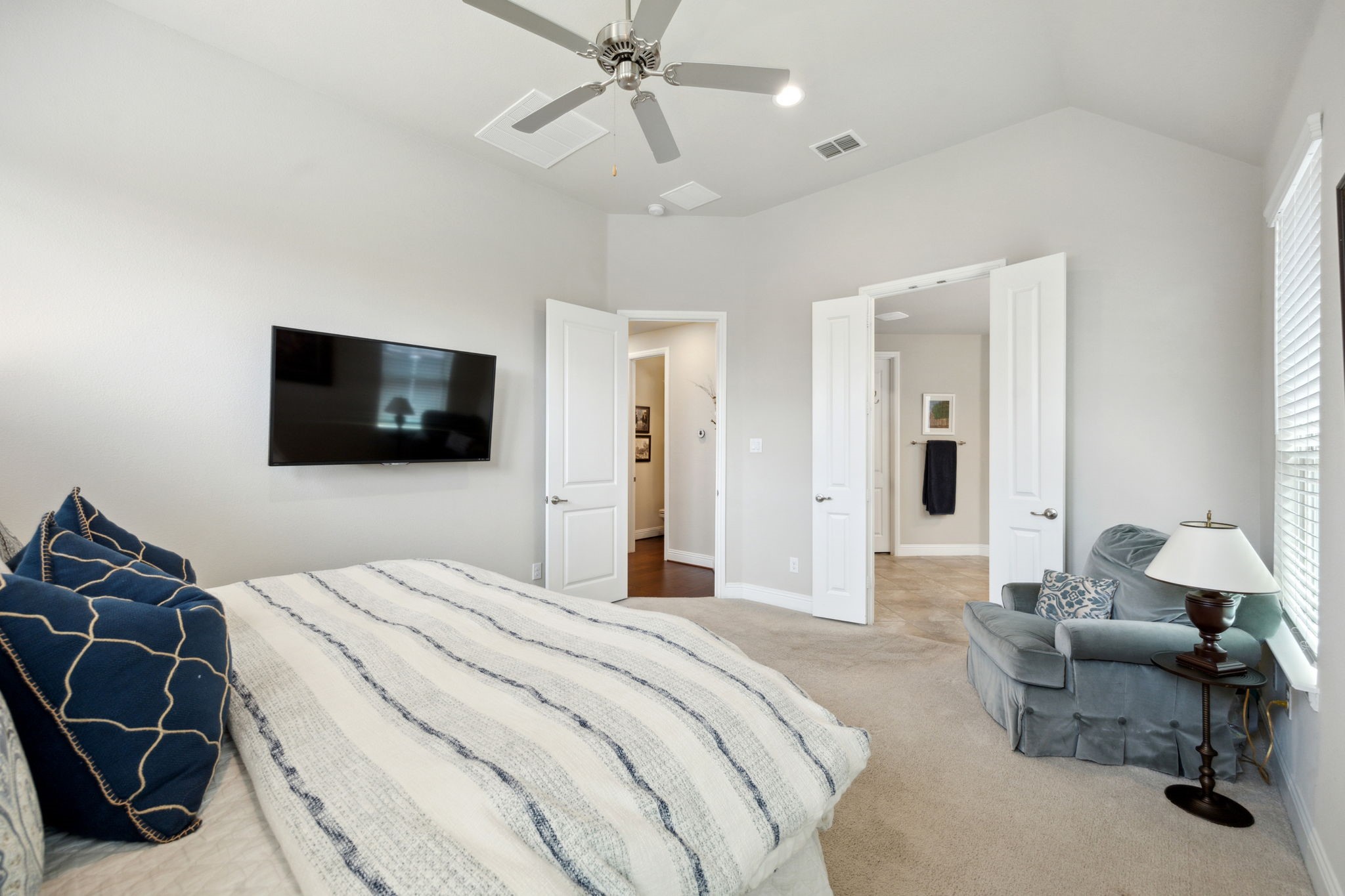 8219 Bristlegrass Way