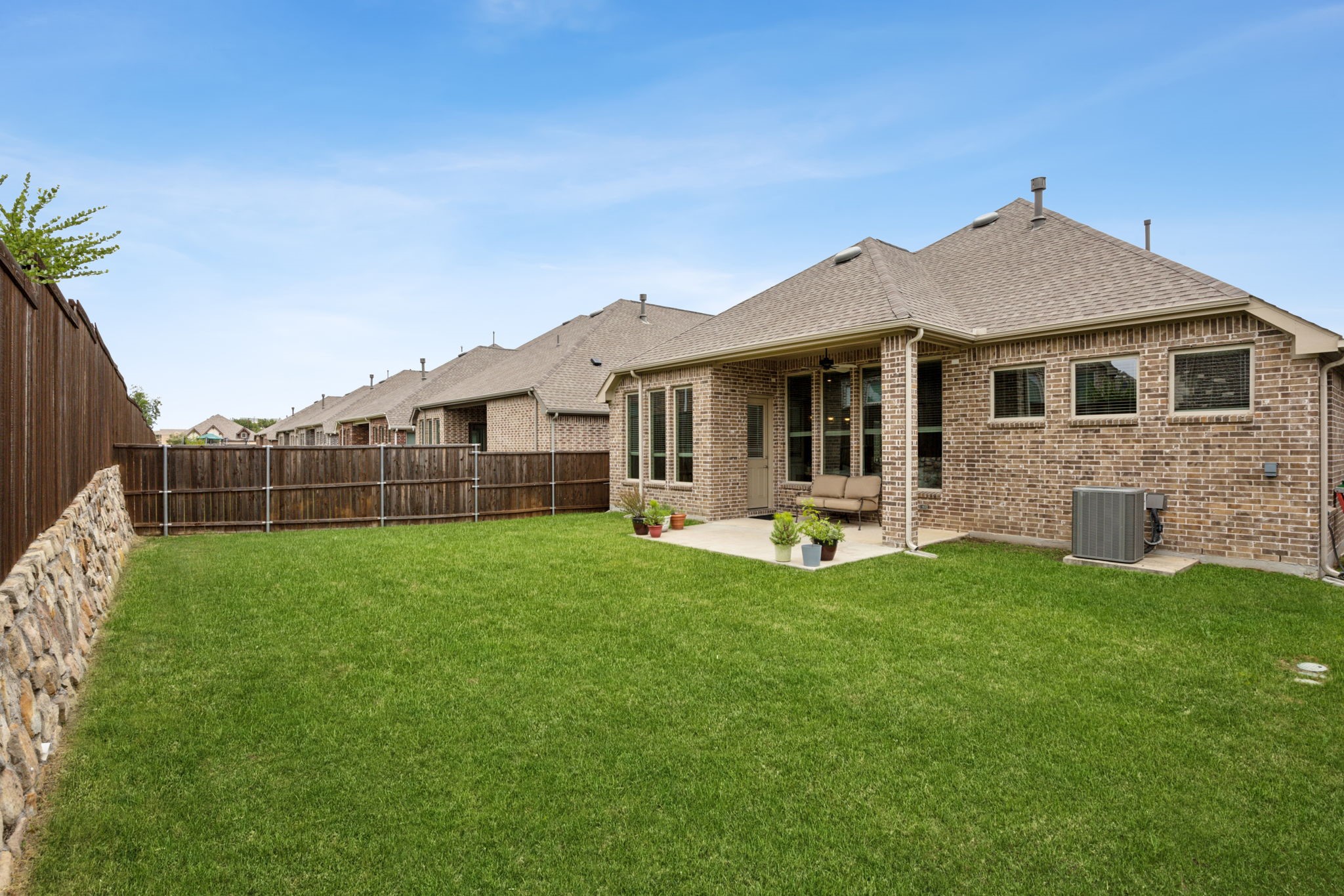 8219 Bristlegrass Way