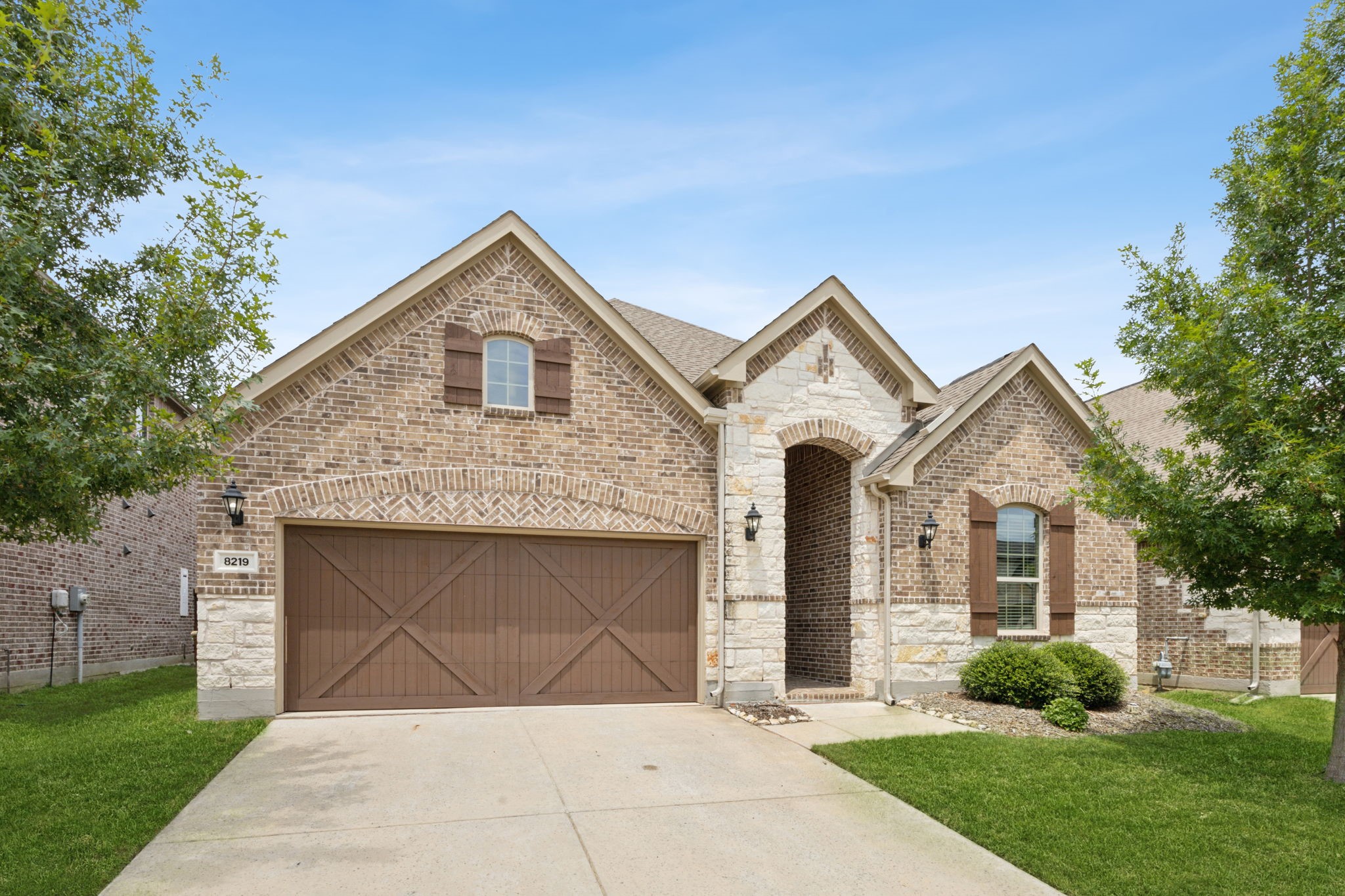 8219 Bristlegrass Way