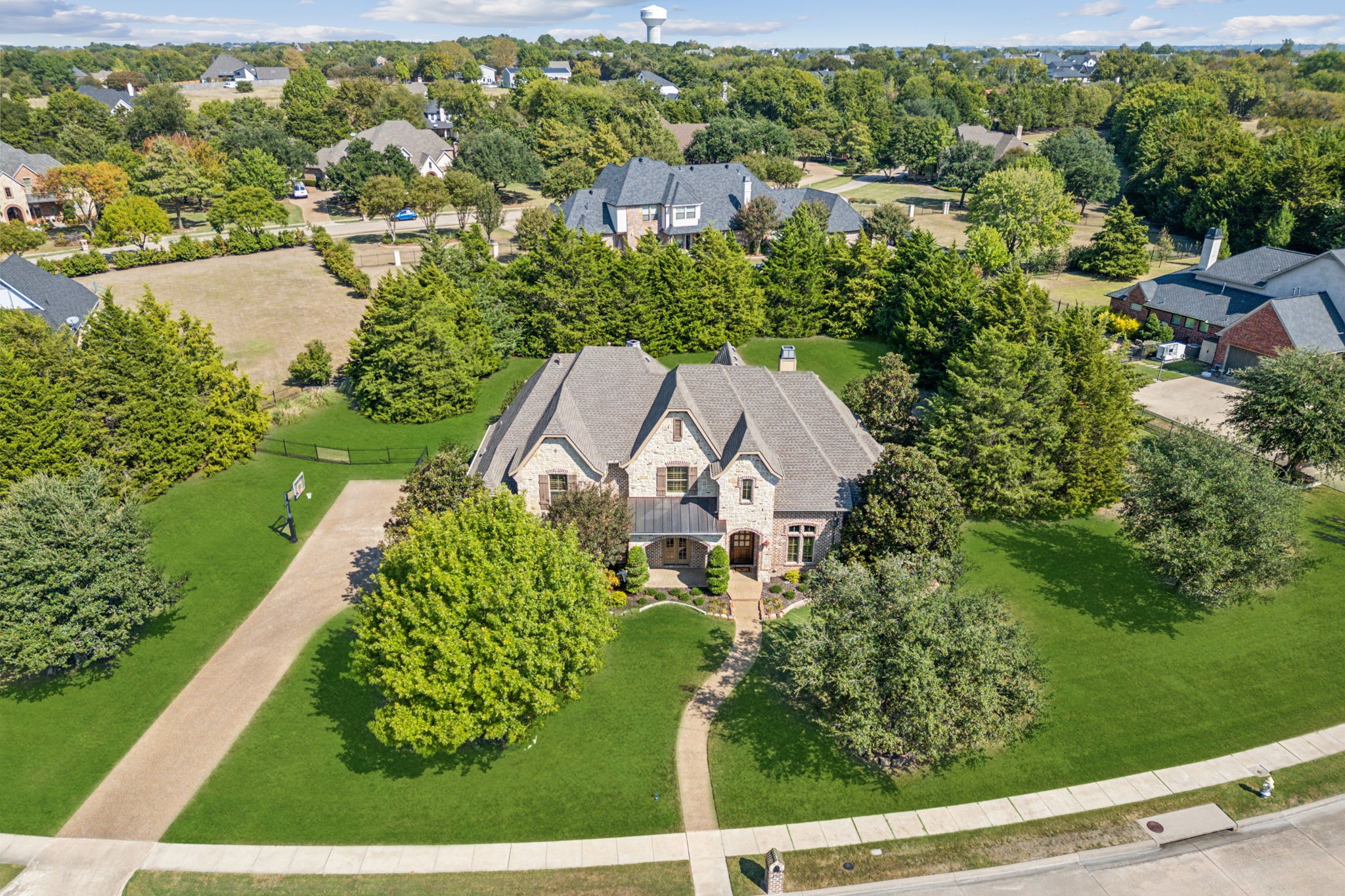 428 Wyndemere Boulevard
