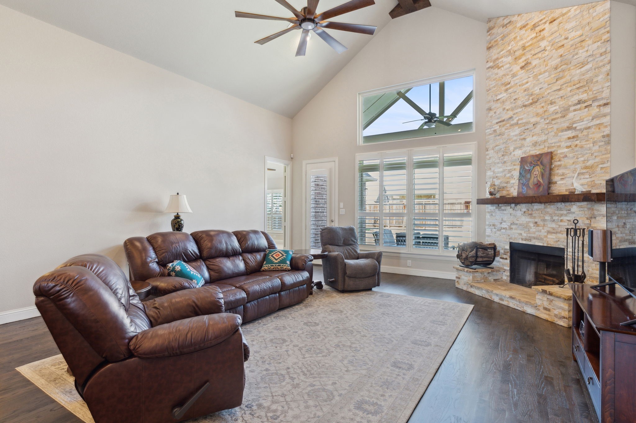 5103 Lacey Circle