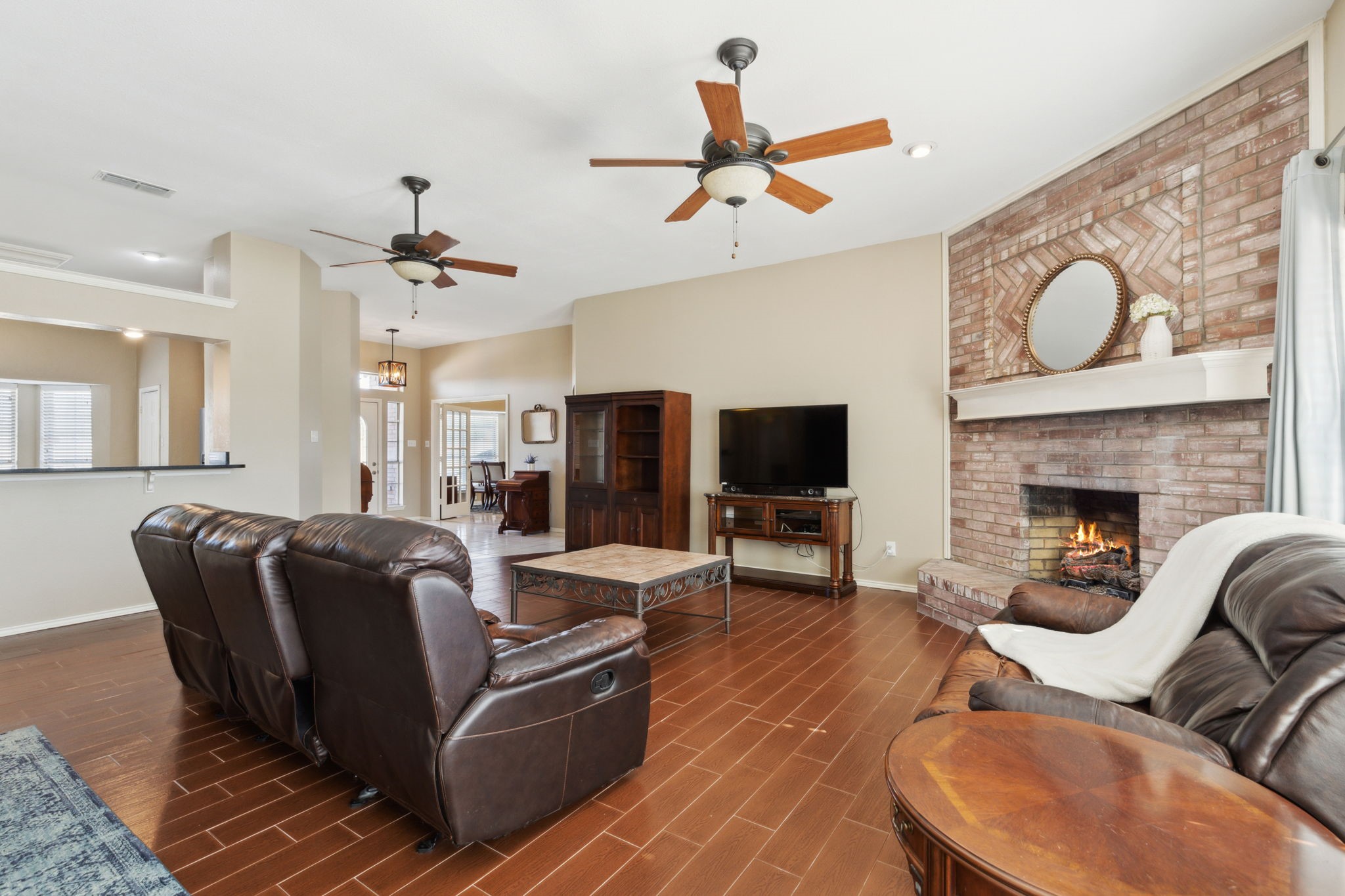 5646 County Road 2909