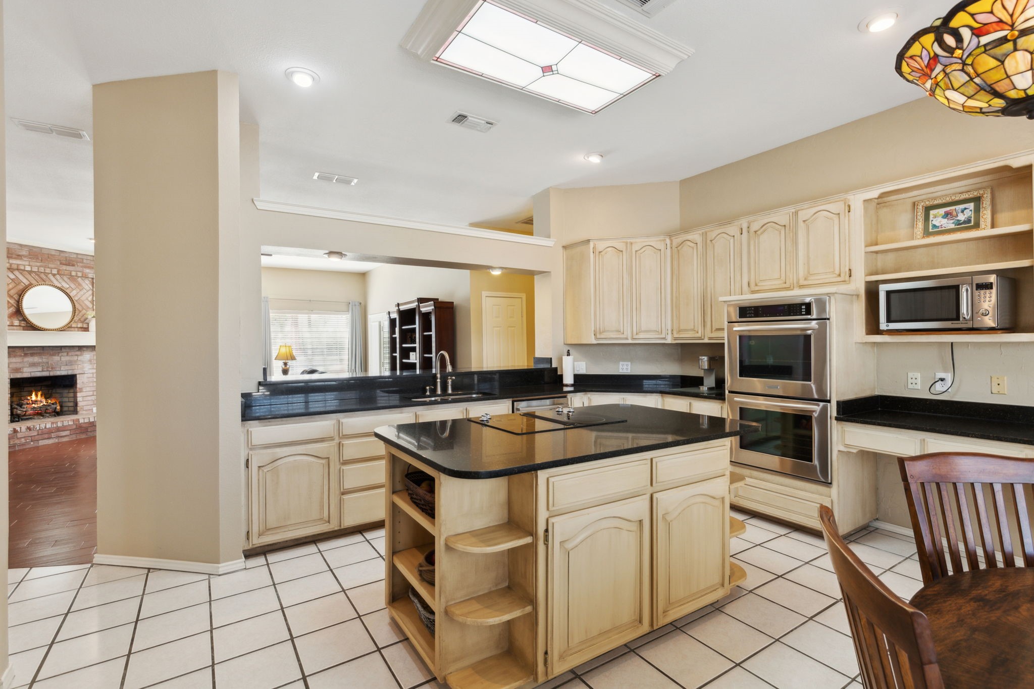 5646 County Road 2909