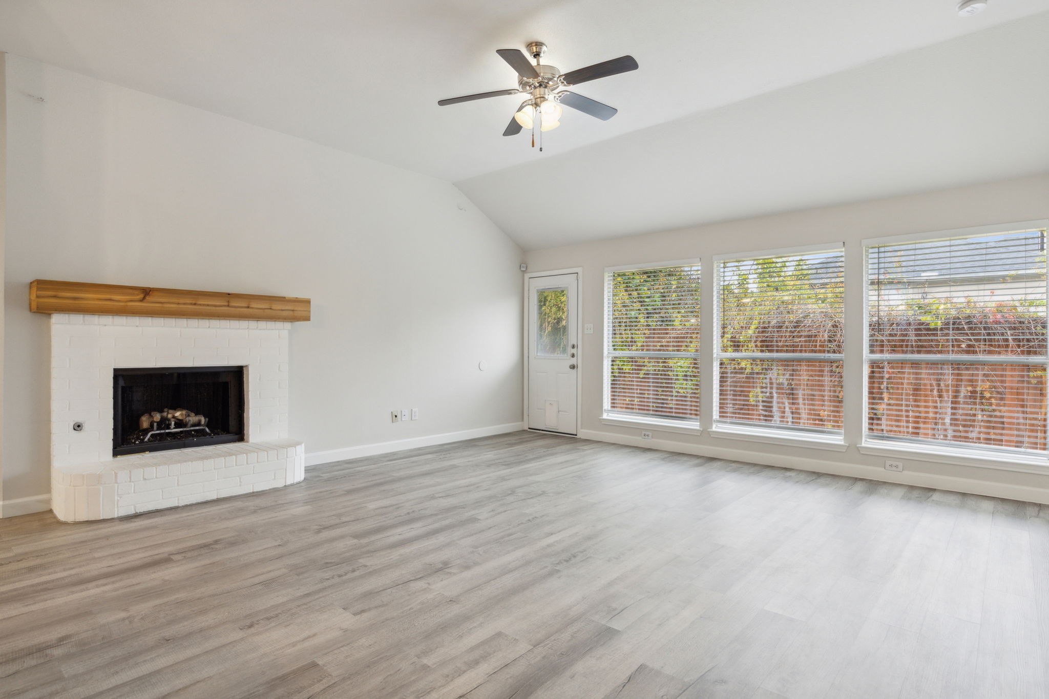 1414 Meadowbrook Drive