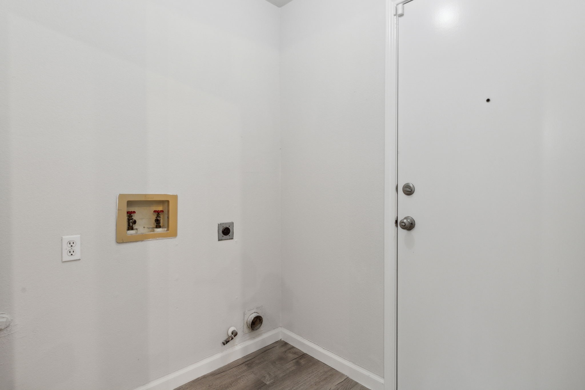 1414 Meadowbrook Drive