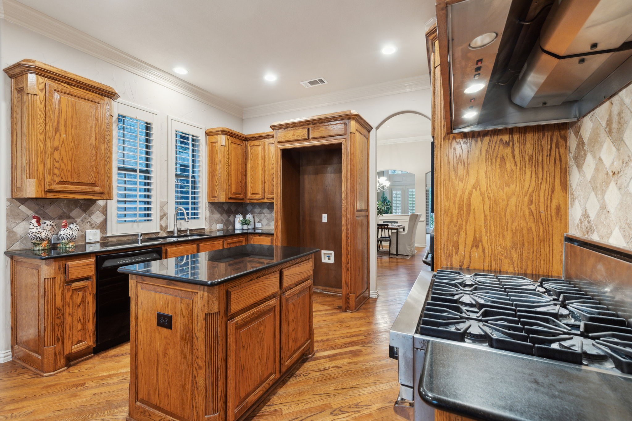 5331 Balmoral Drive