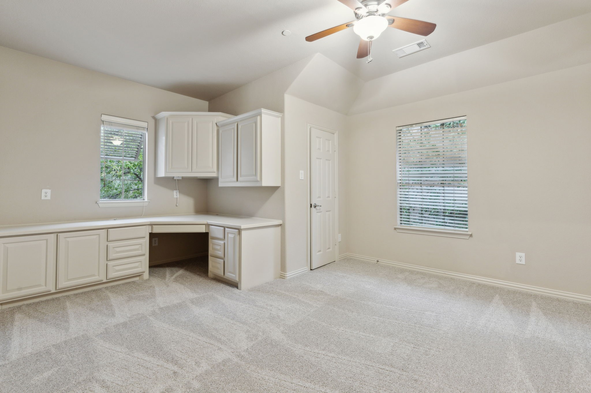 5331 Balmoral Drive