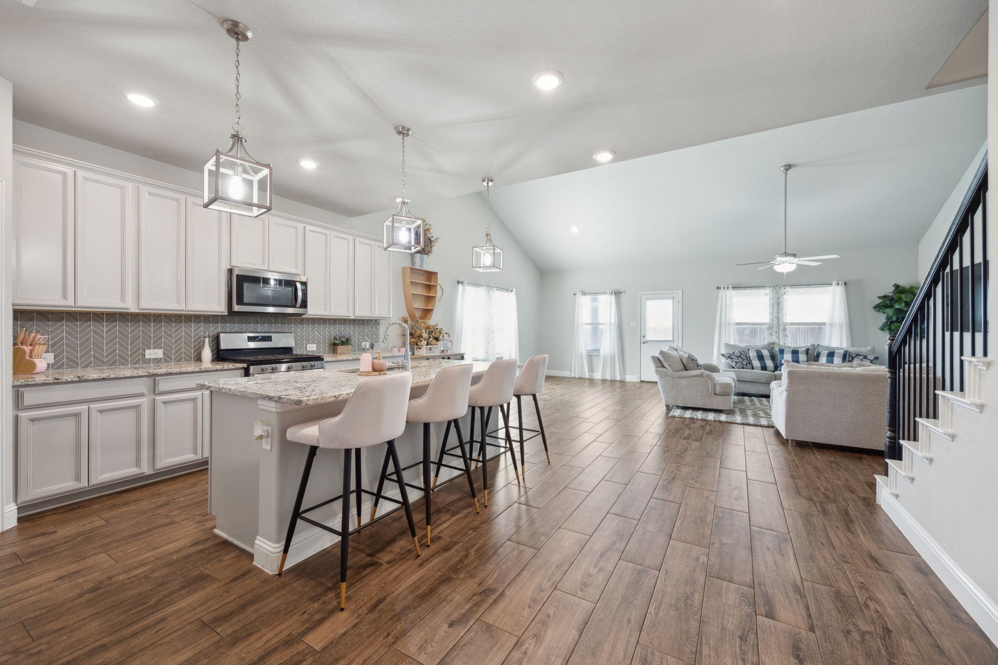 2416 Buchanan Lane