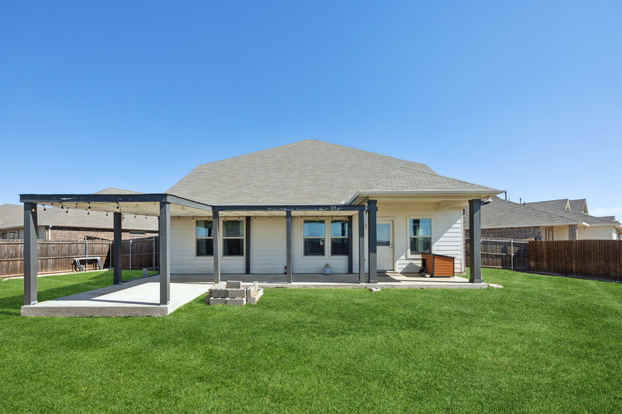 2416 Buchanan Lane