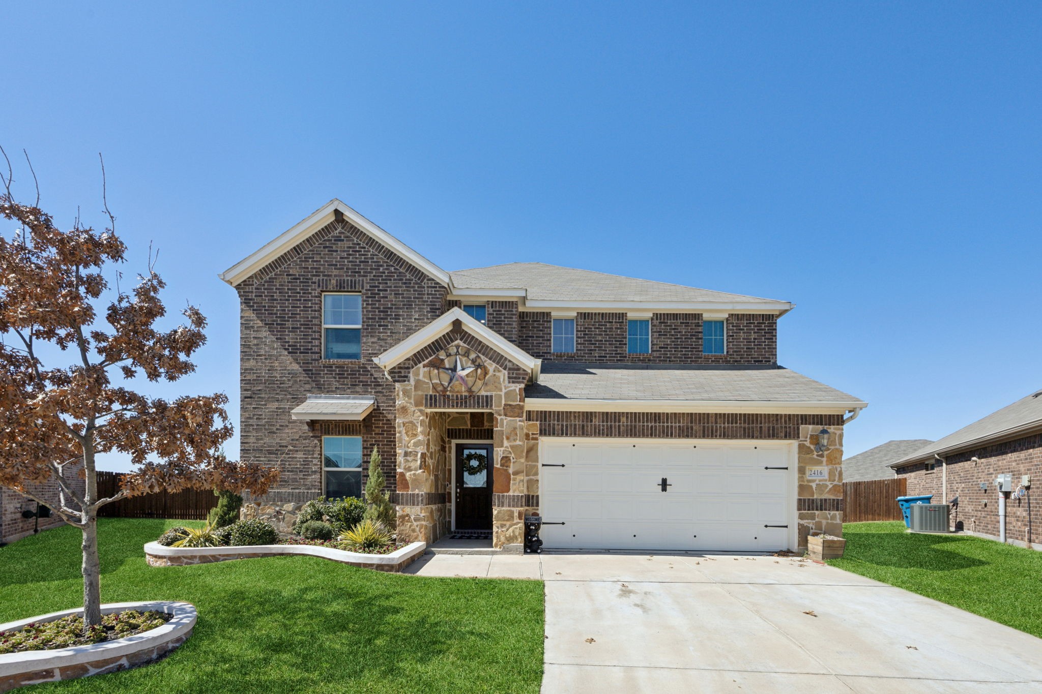 2416 Buchanan Lane