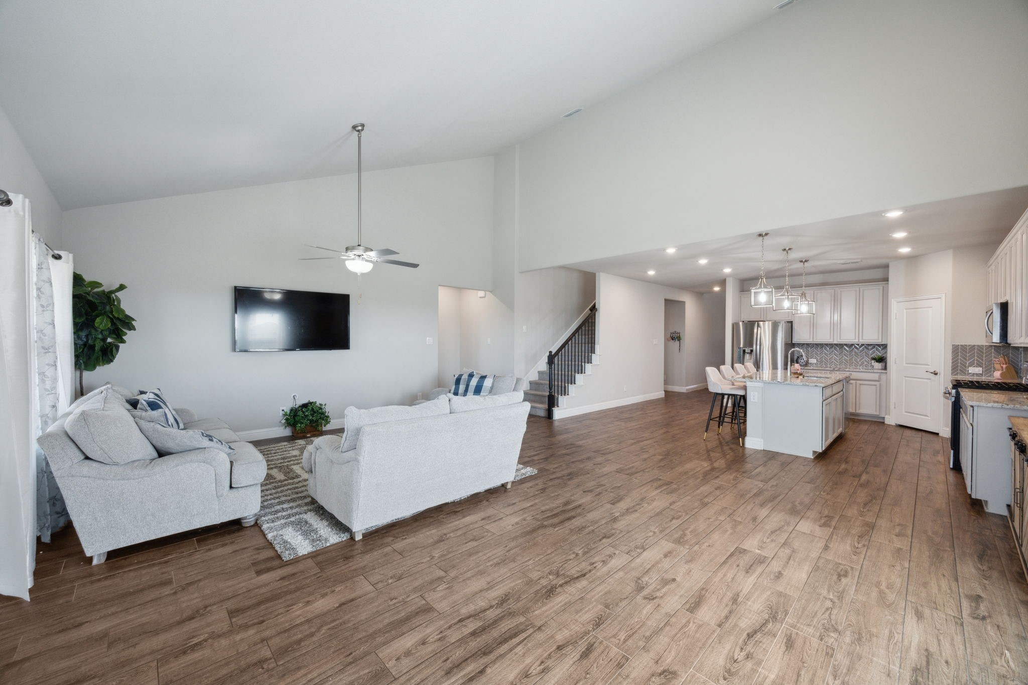 2416 Buchanan Lane