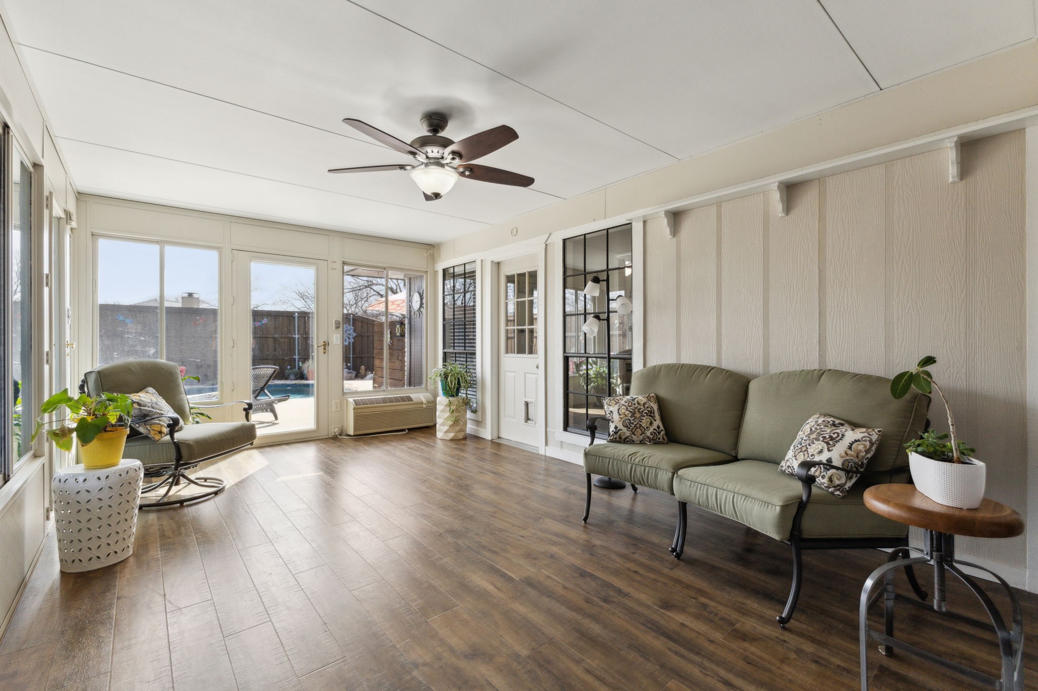 1104 Clearview Drive