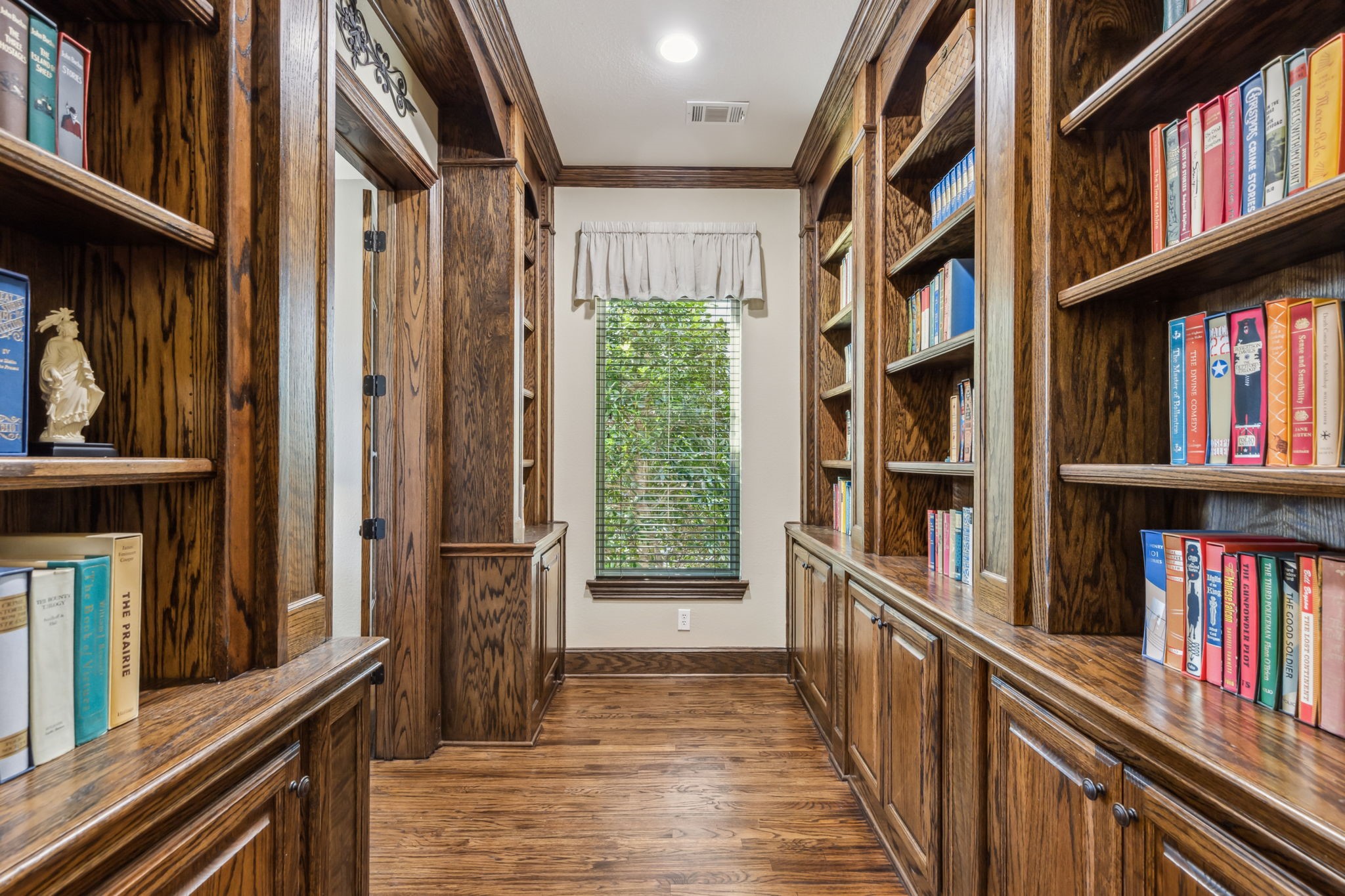 878 Cinnamon Court