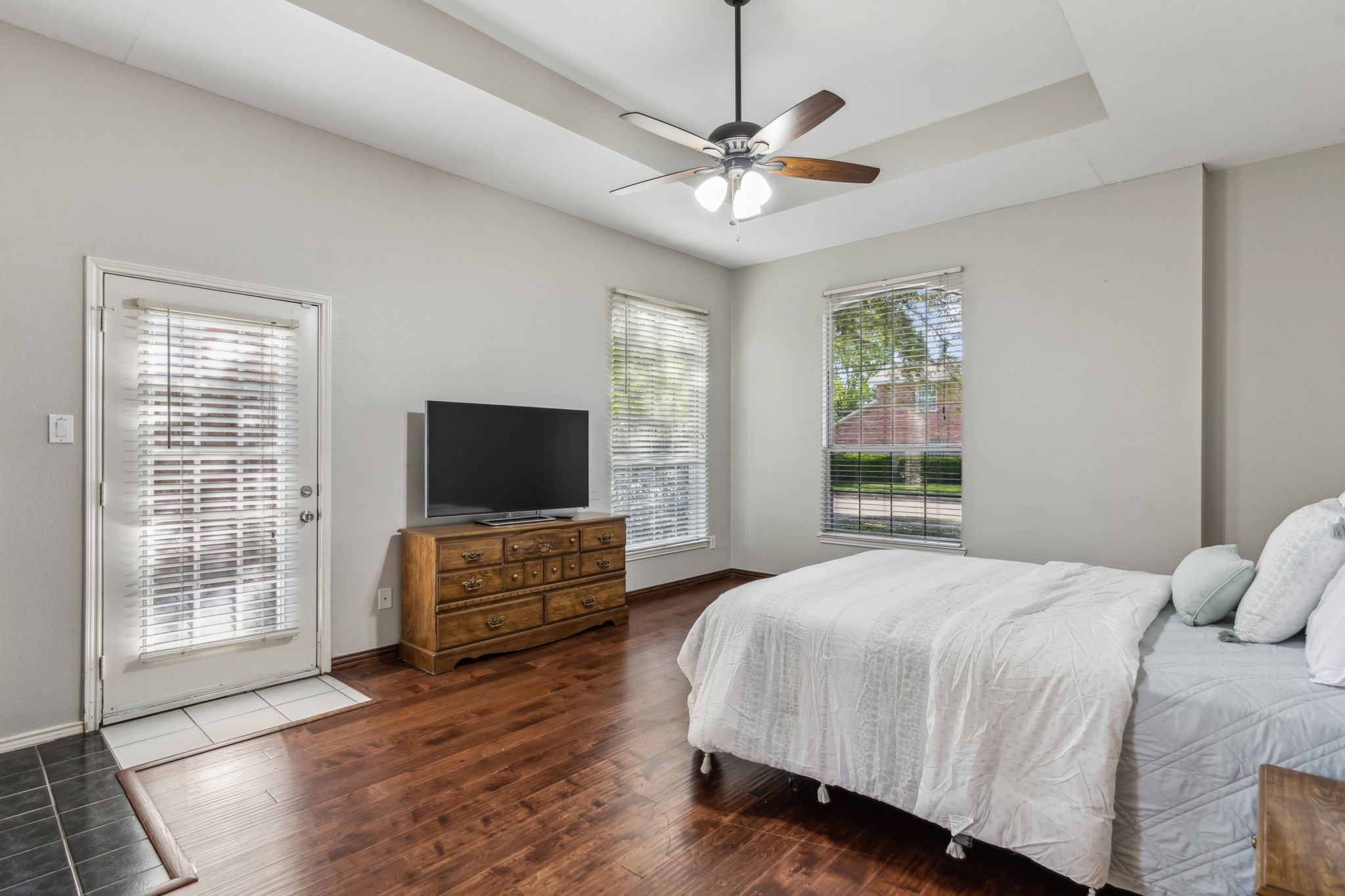 1221 Ashford Lane