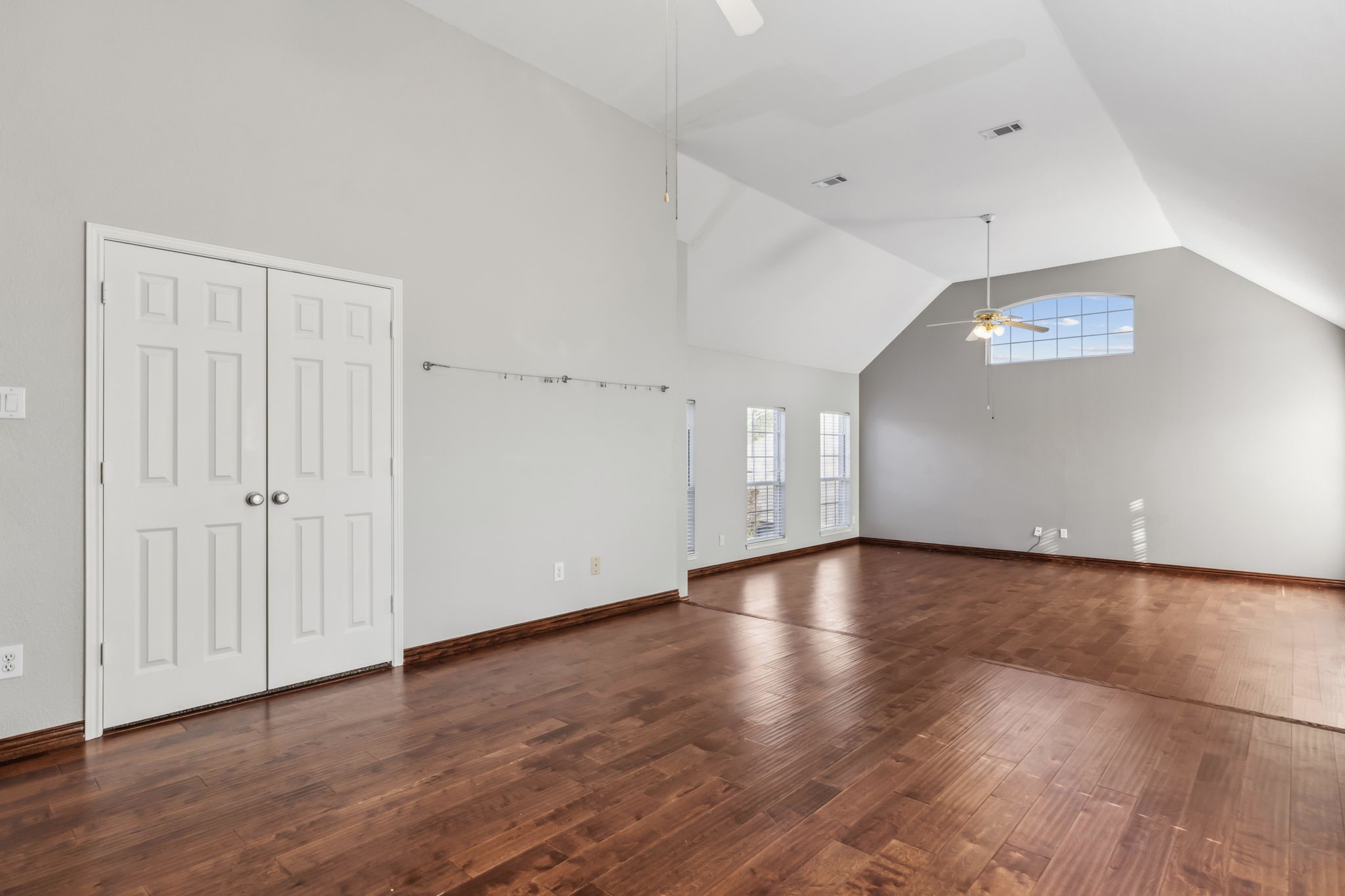 1221 Ashford Lane