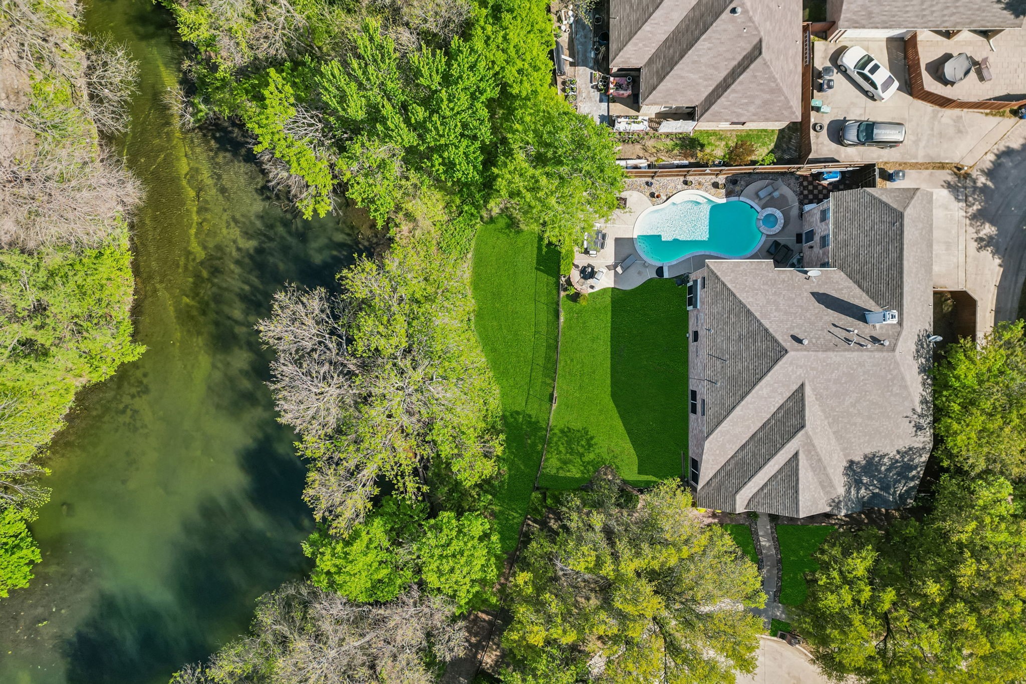 1221 Ashford Lane