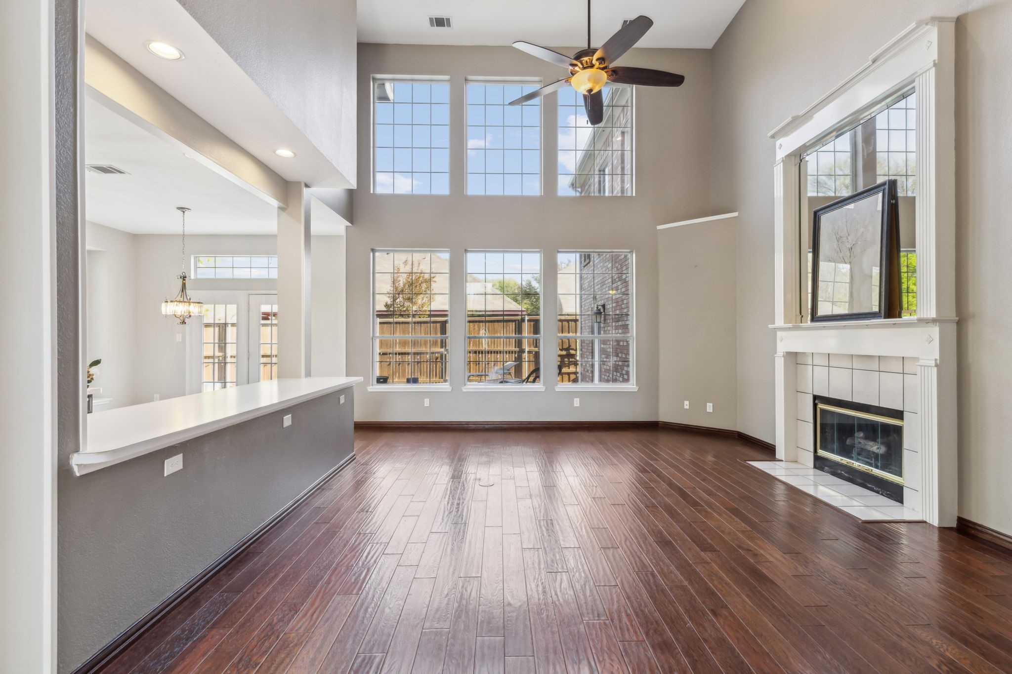 1221 Ashford Lane