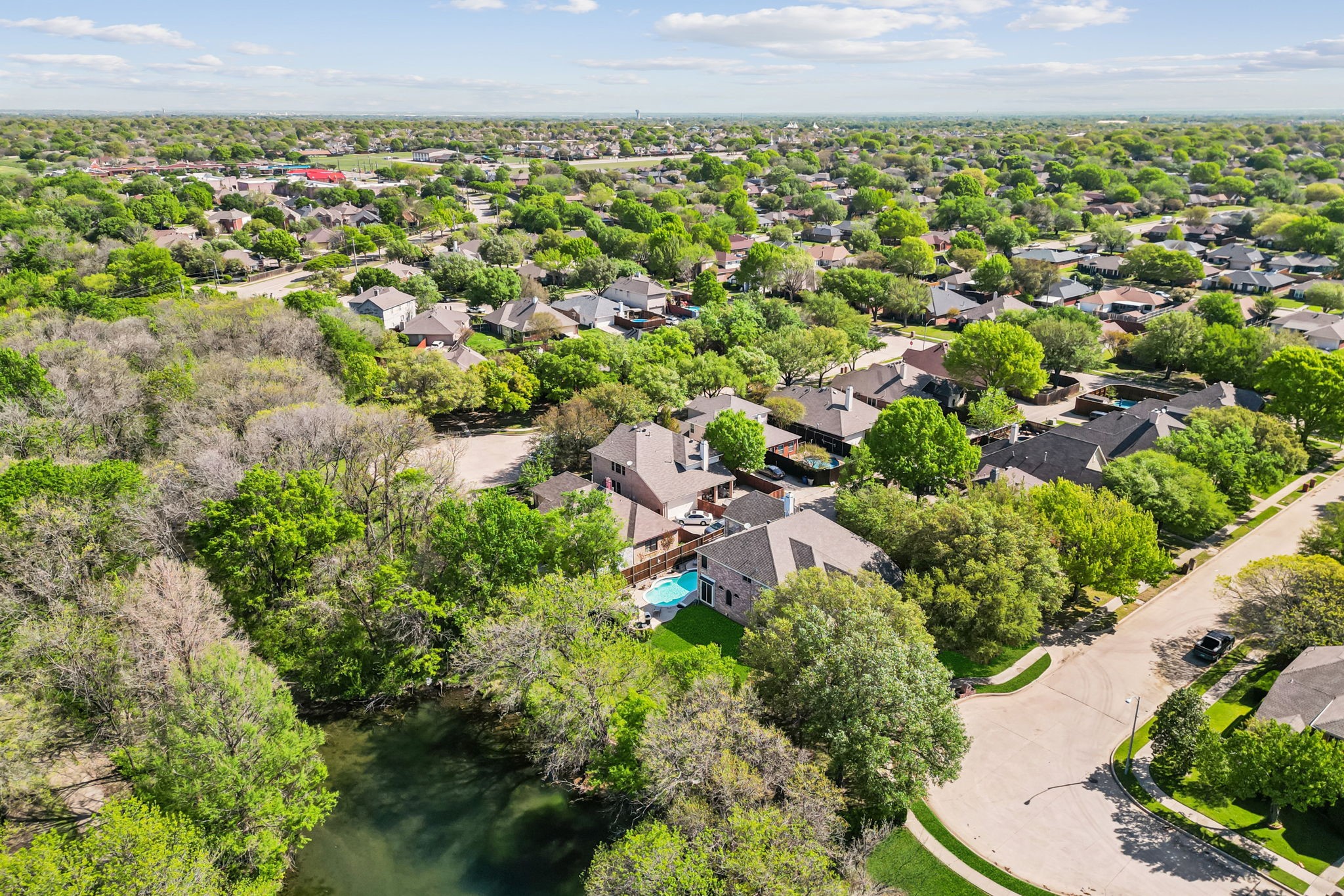 1221 Ashford Lane