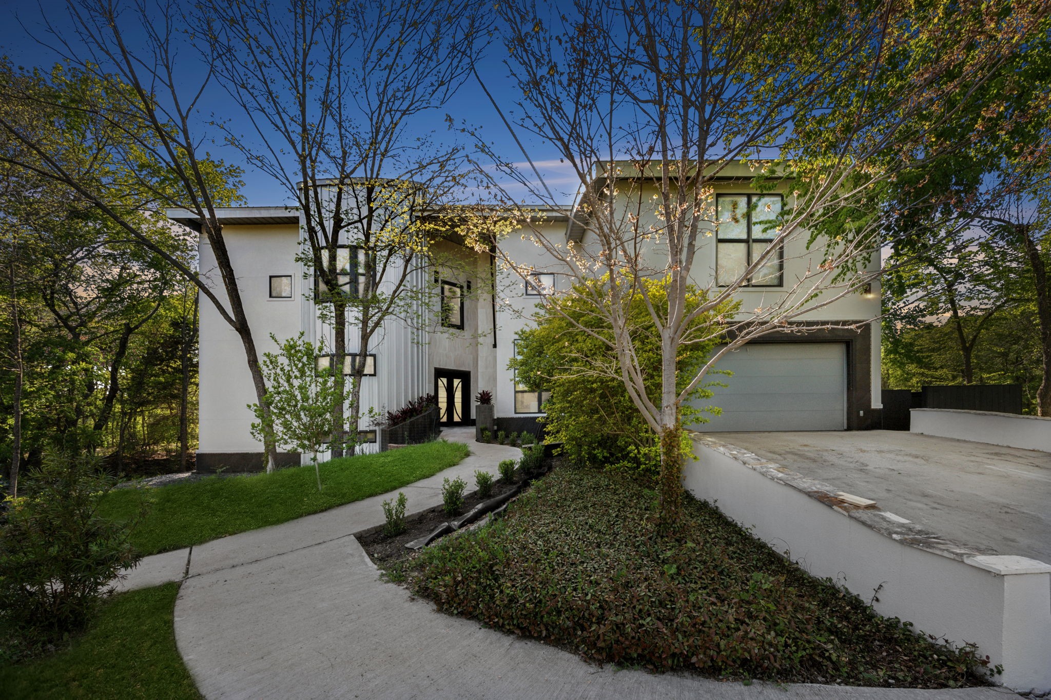 577 Country Club Road