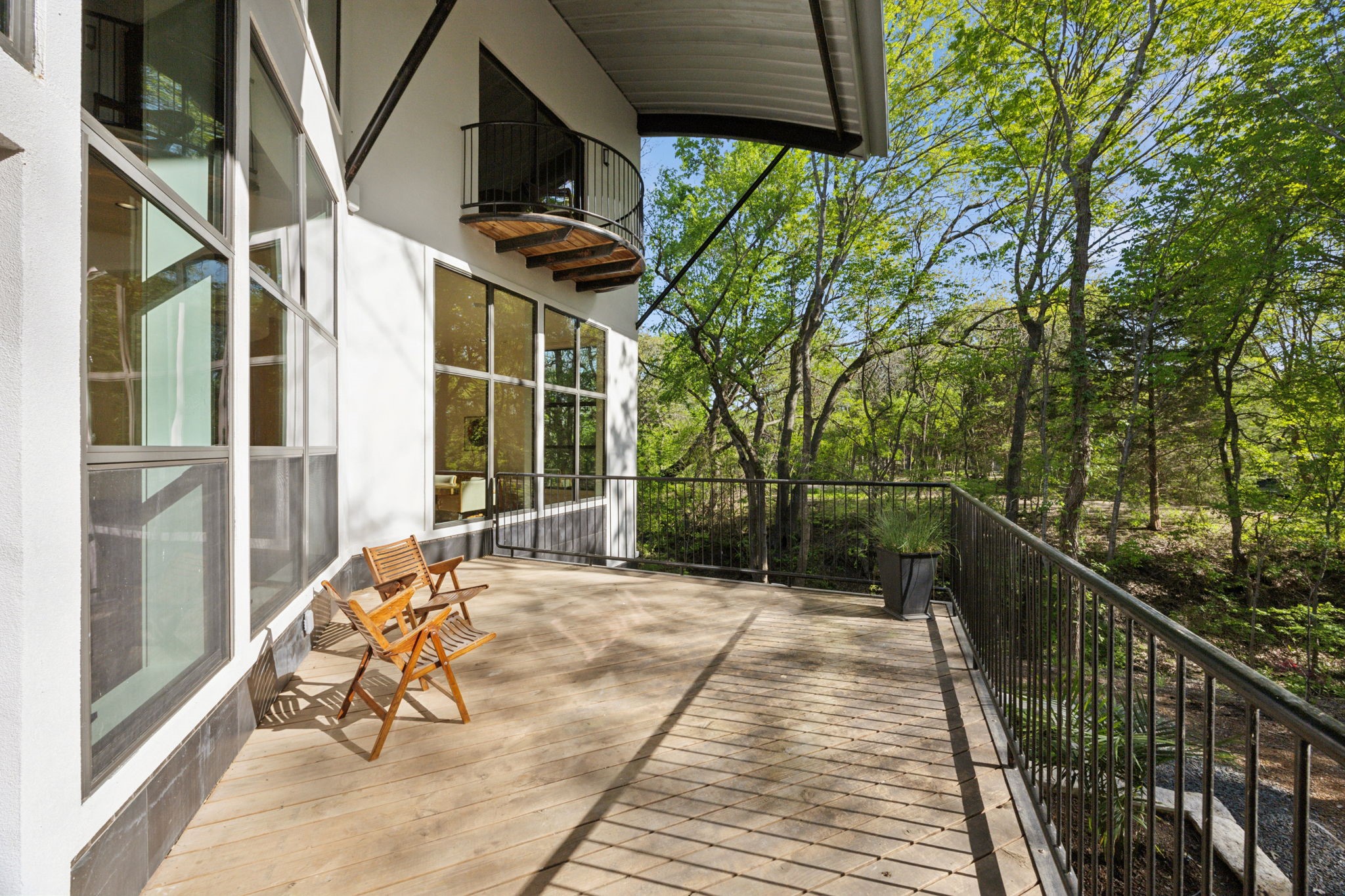 577 Country Club Road