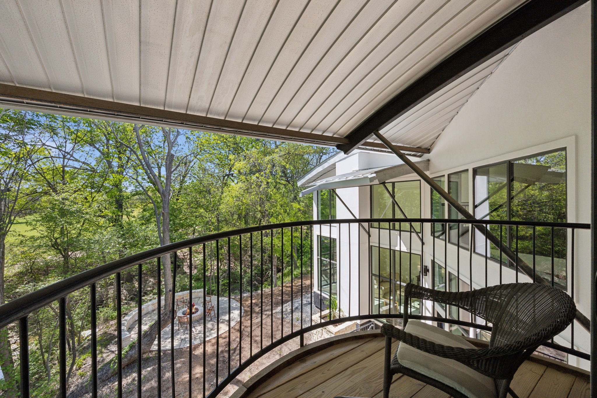 577 Country Club Road