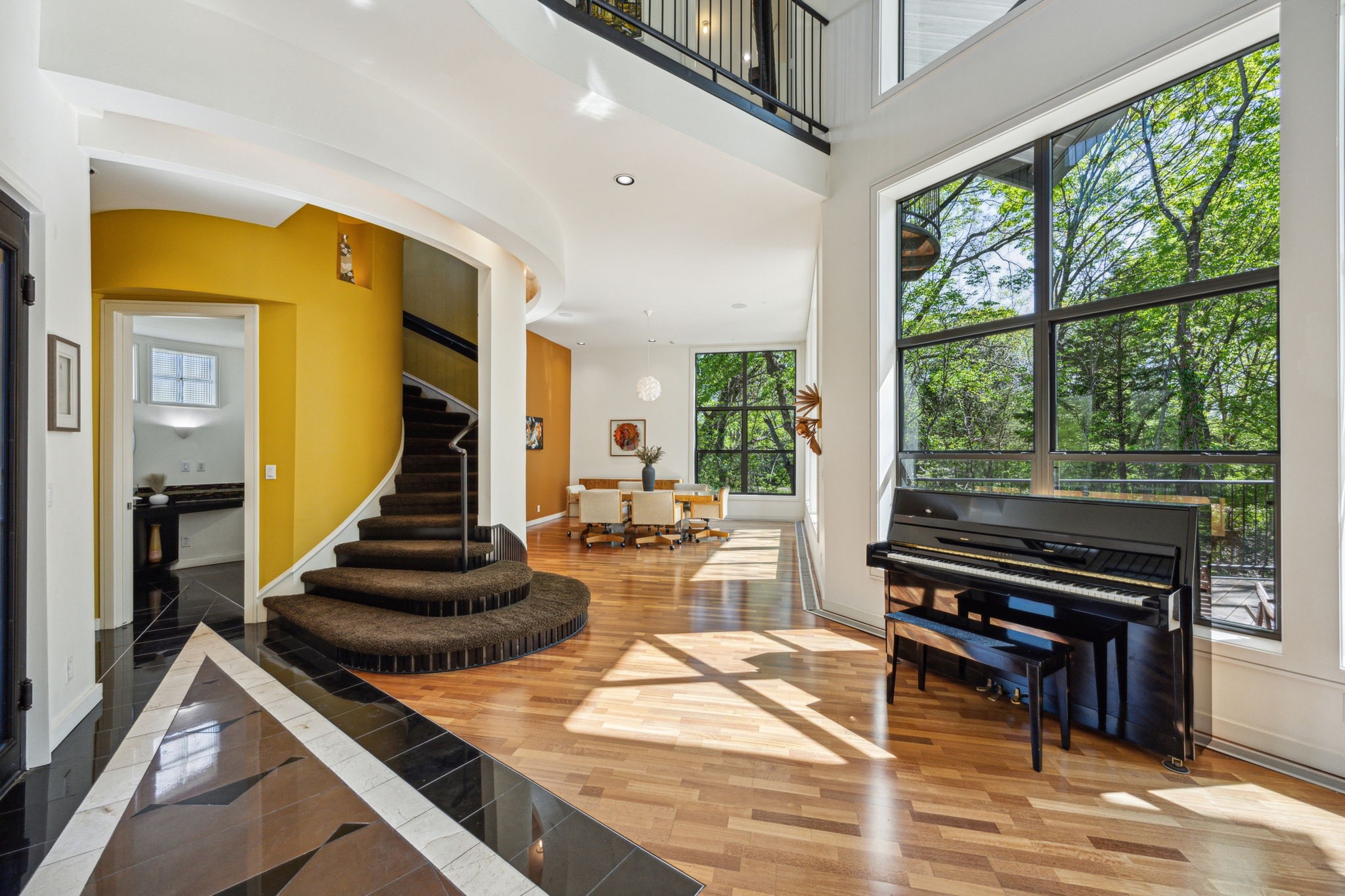 577 Country Club Road