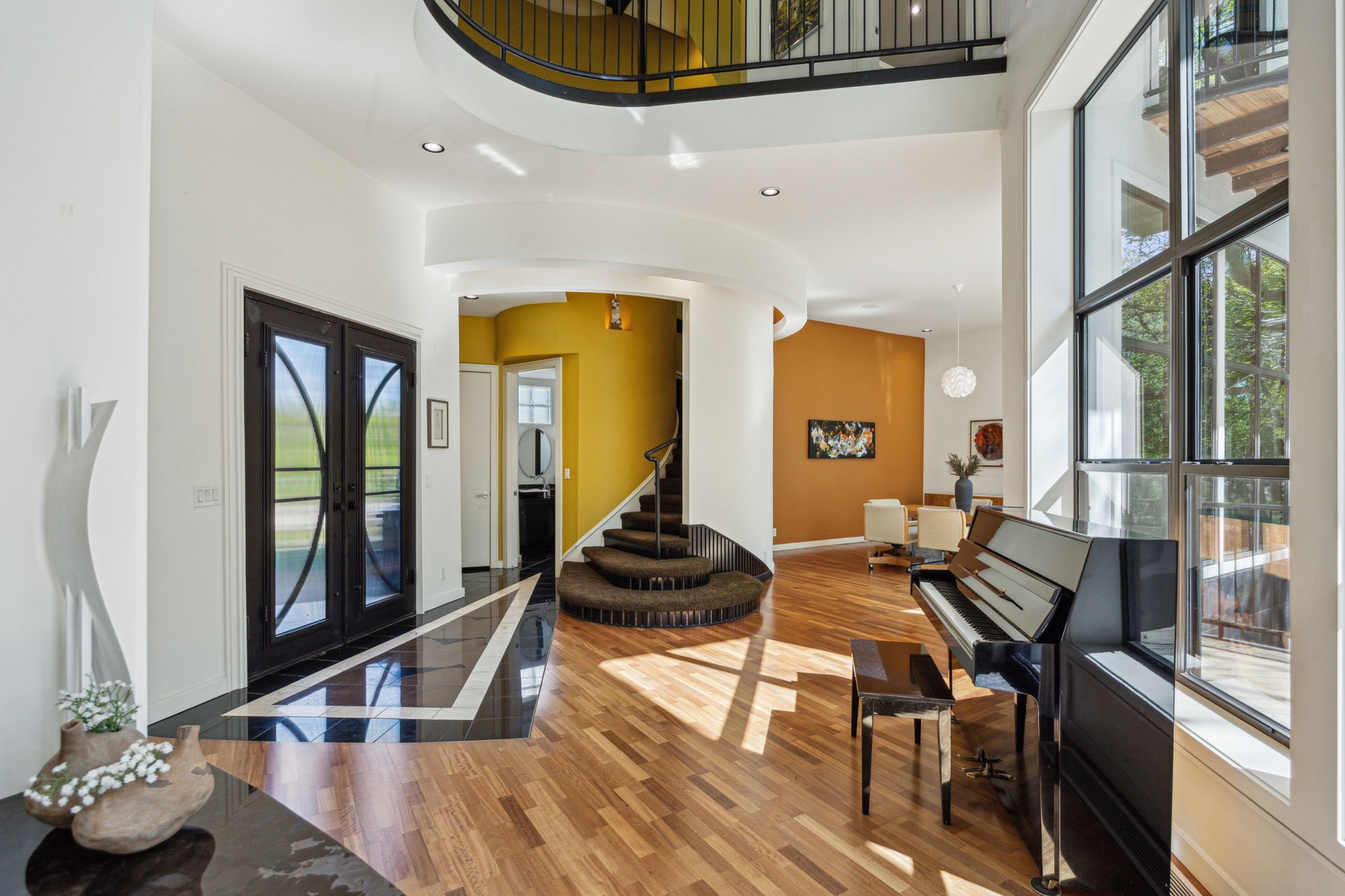 577 Country Club Road