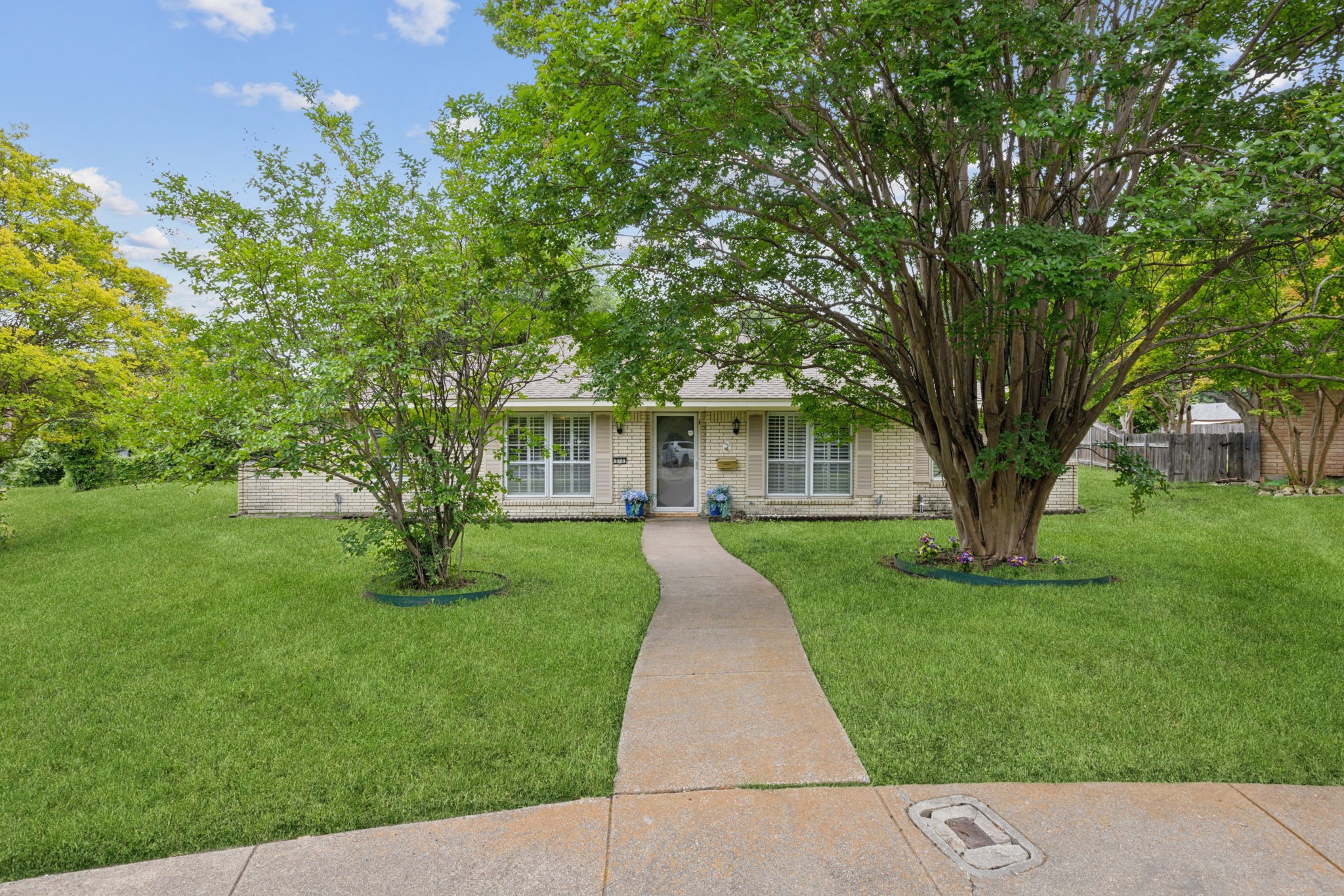 614 Willowbrook Circle