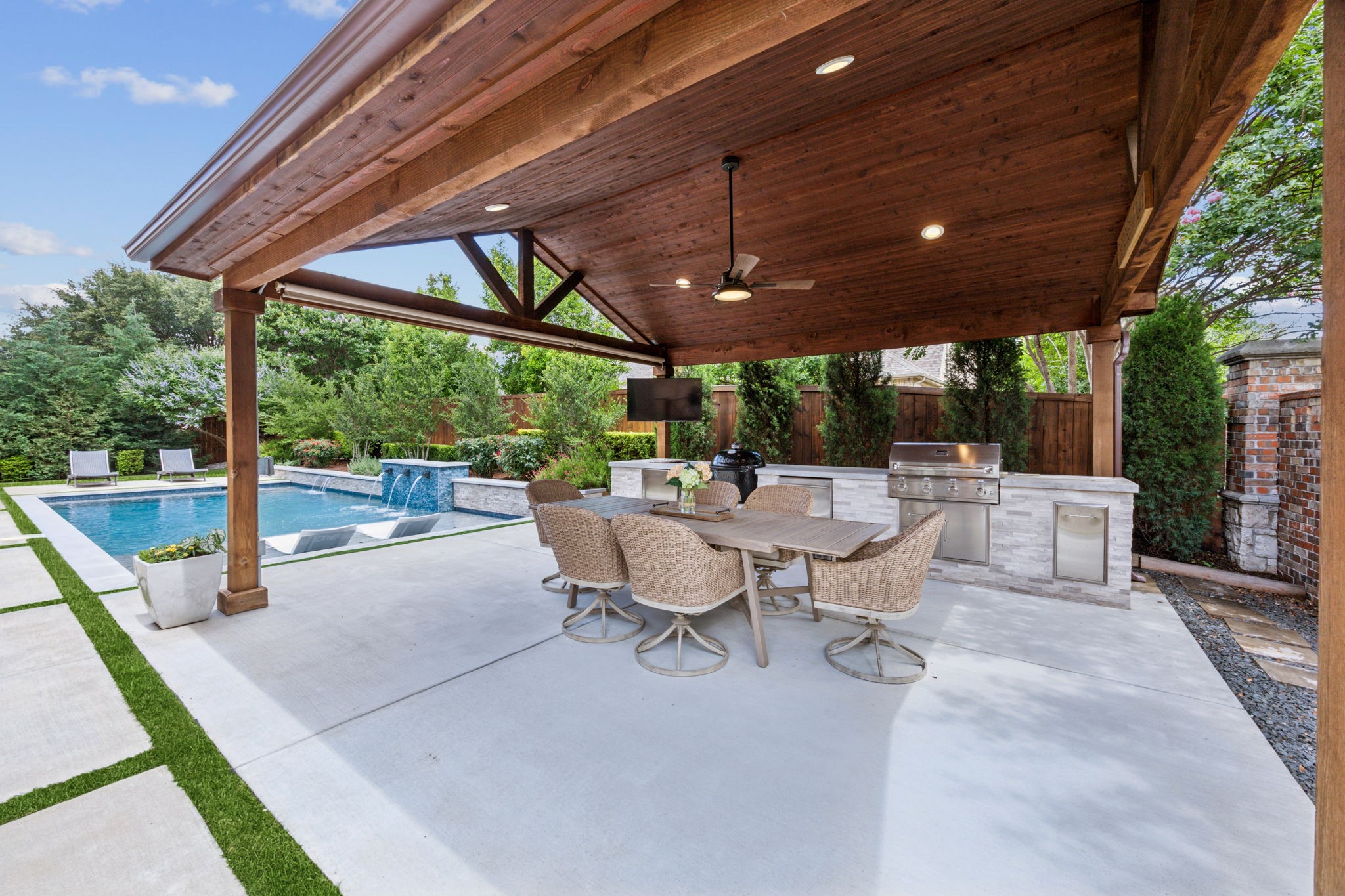870 Swan Landing Lane