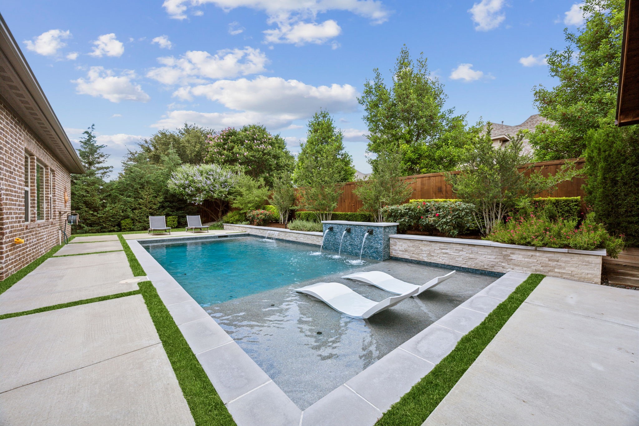 870 Swan Landing Lane