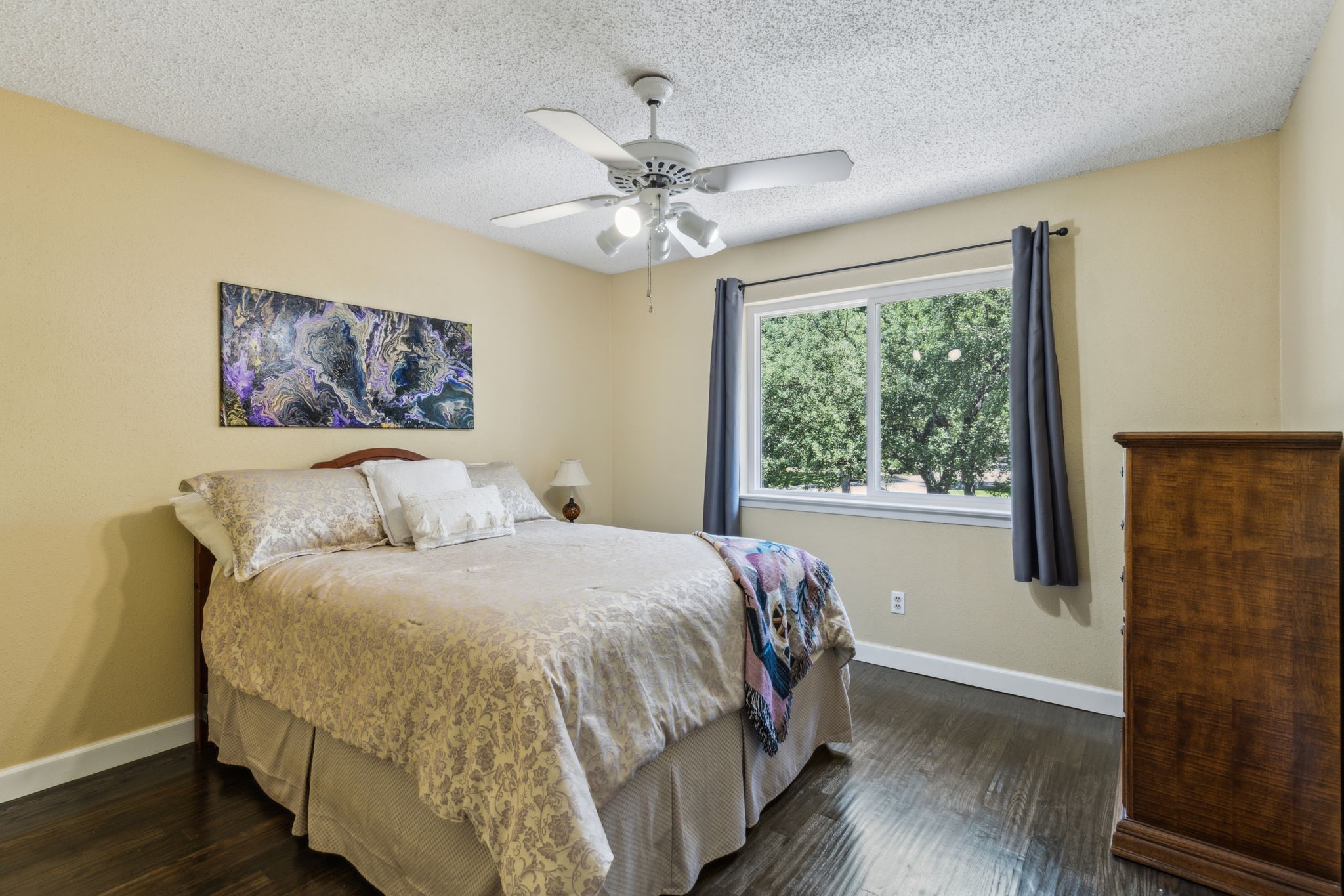 2902 Shady Lake Circle