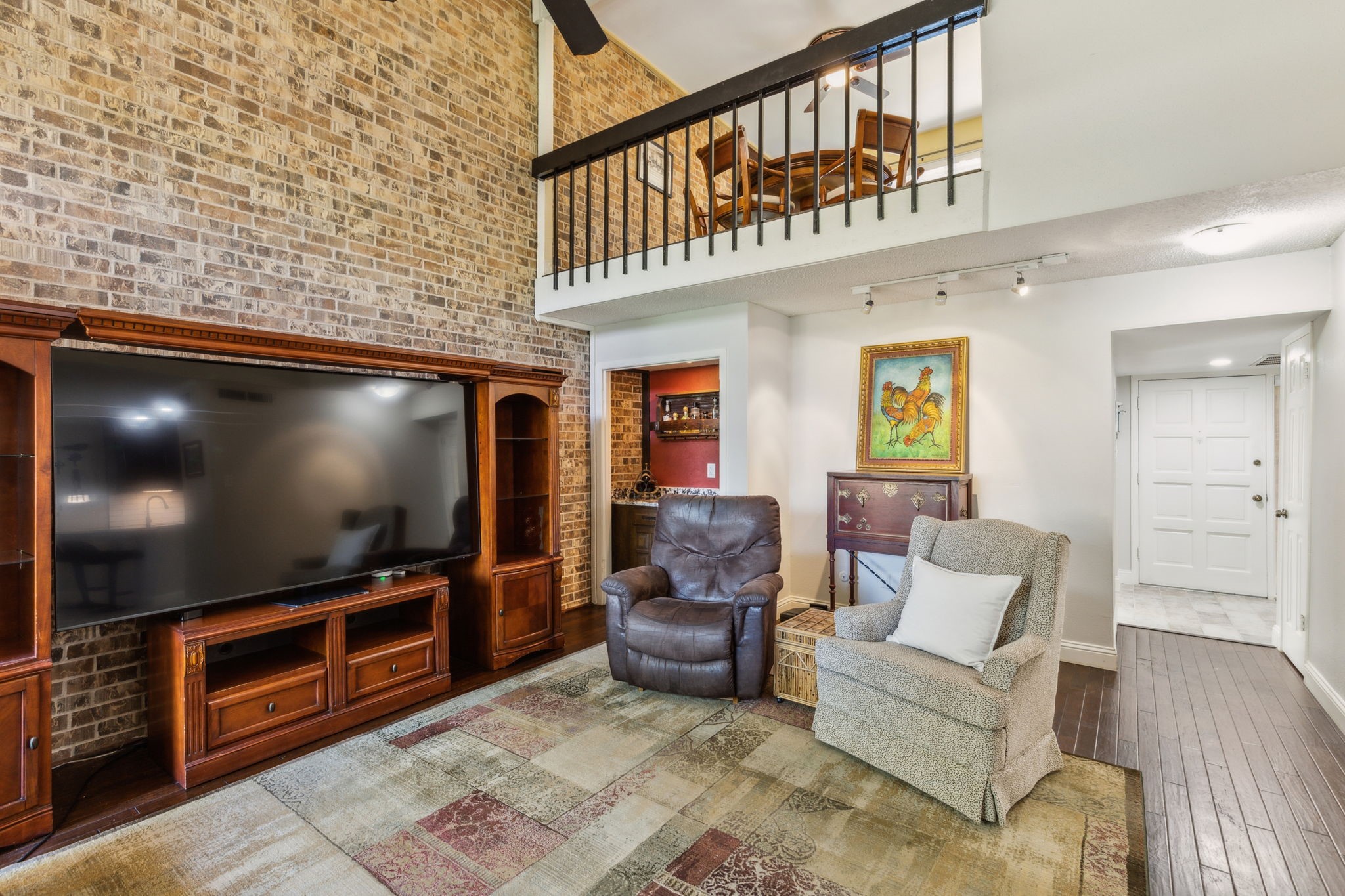 2902 Shady Lake Circle