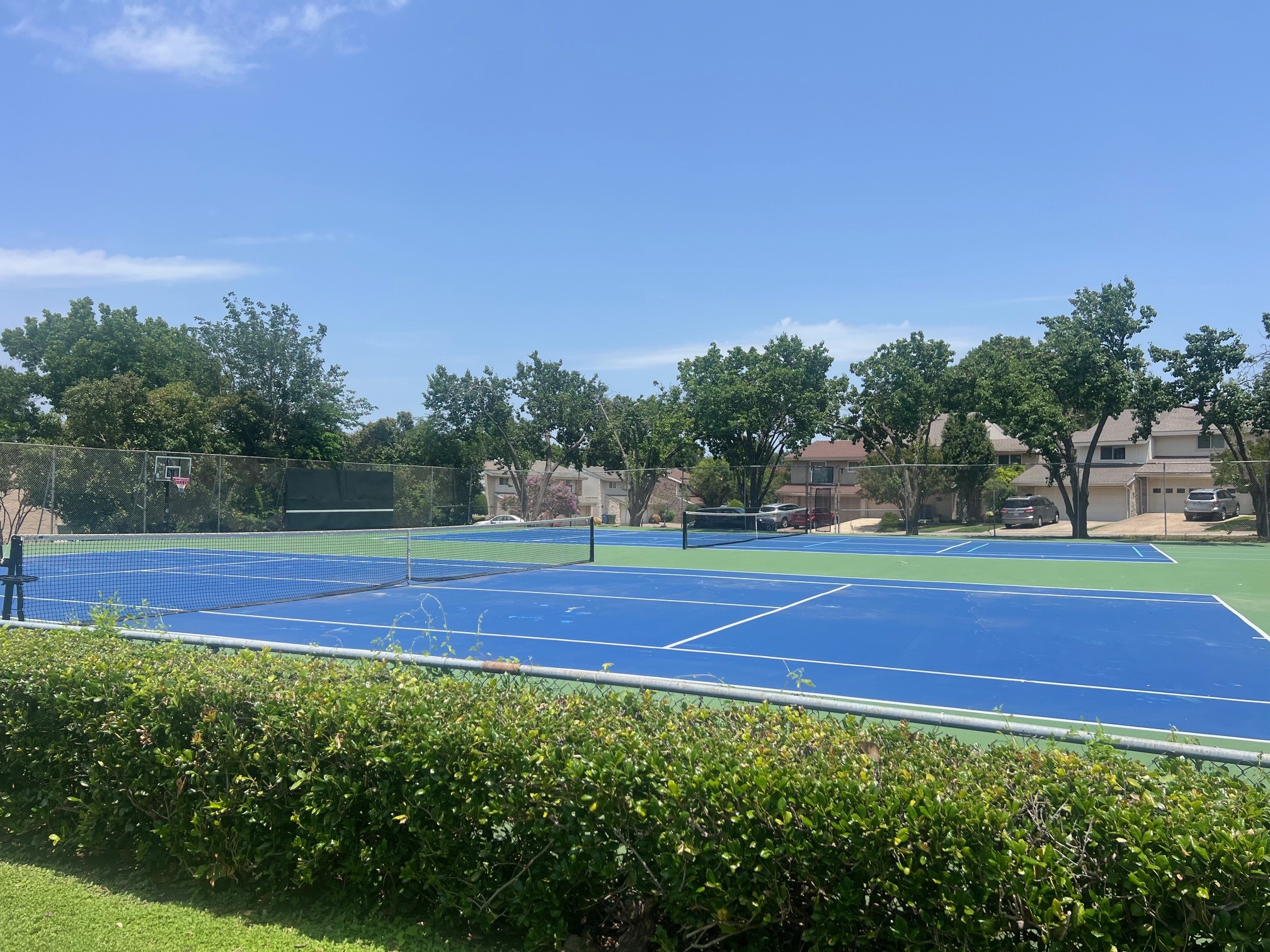 2902 Shady Lake Circle