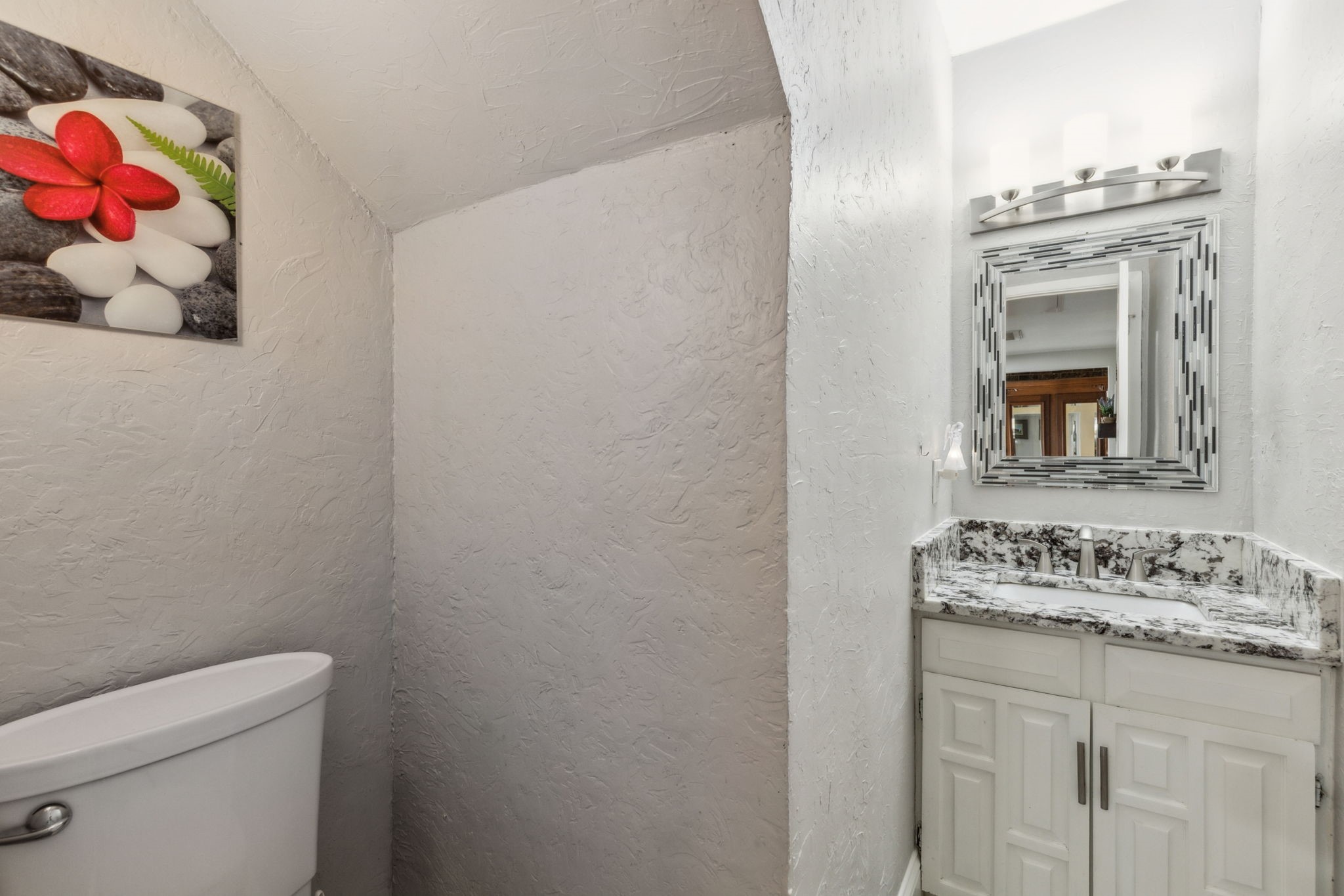 2902 Shady Lake Circle