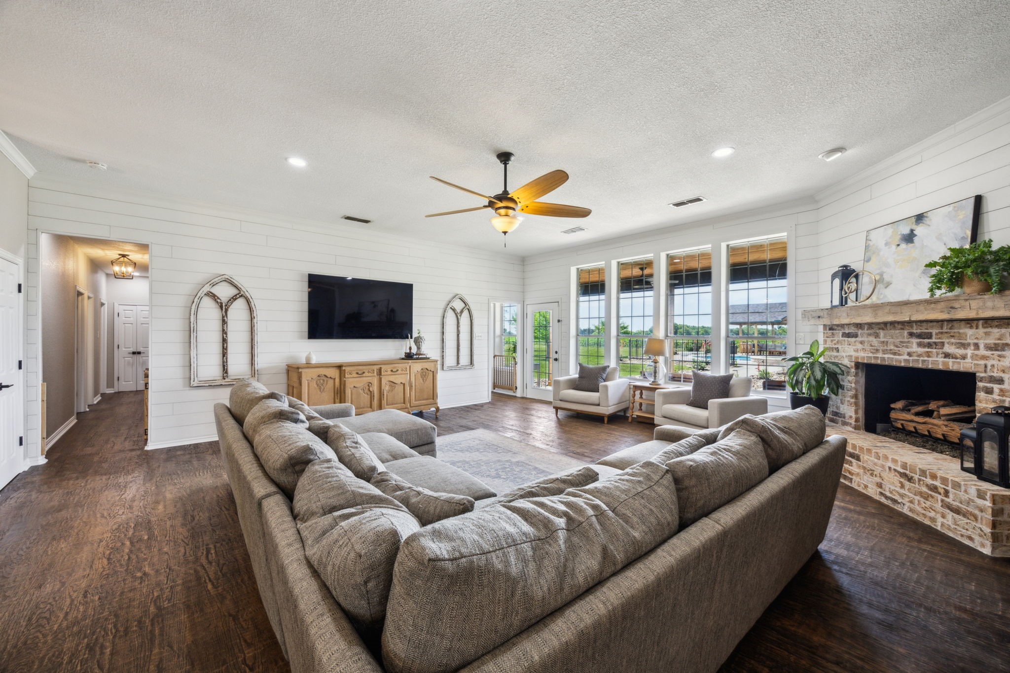 18818 Webb Lane