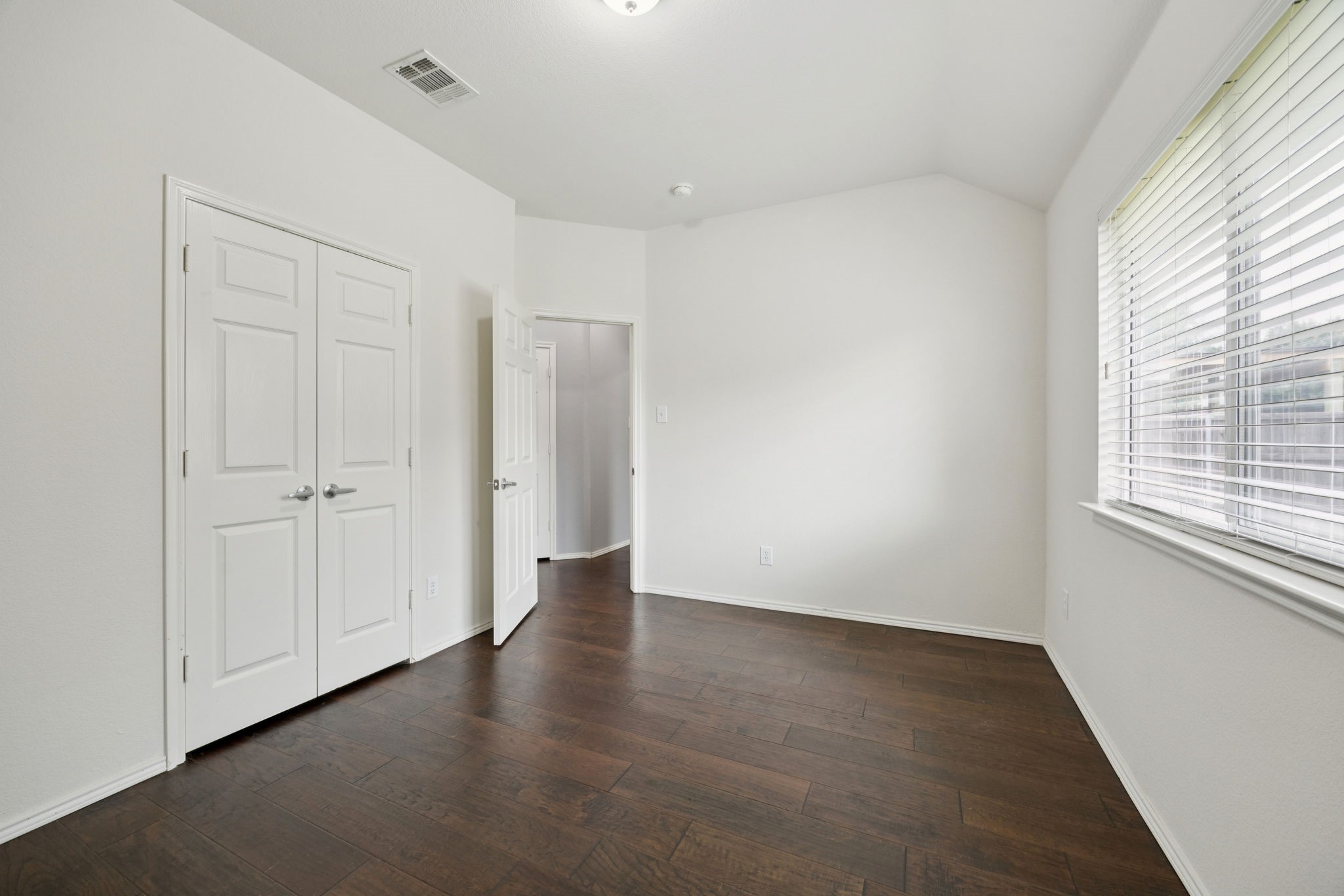 9712 Hedge Bell Drive