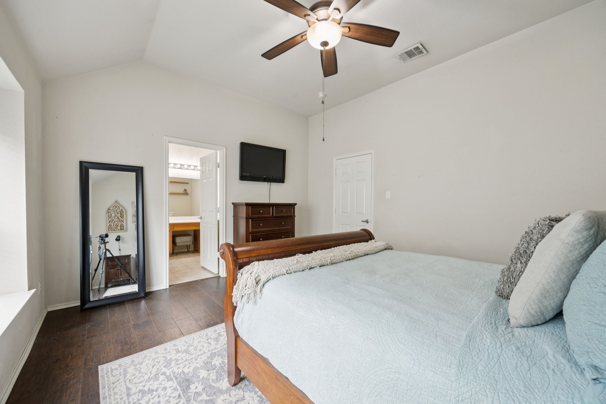 9712 Hedge Bell Drive