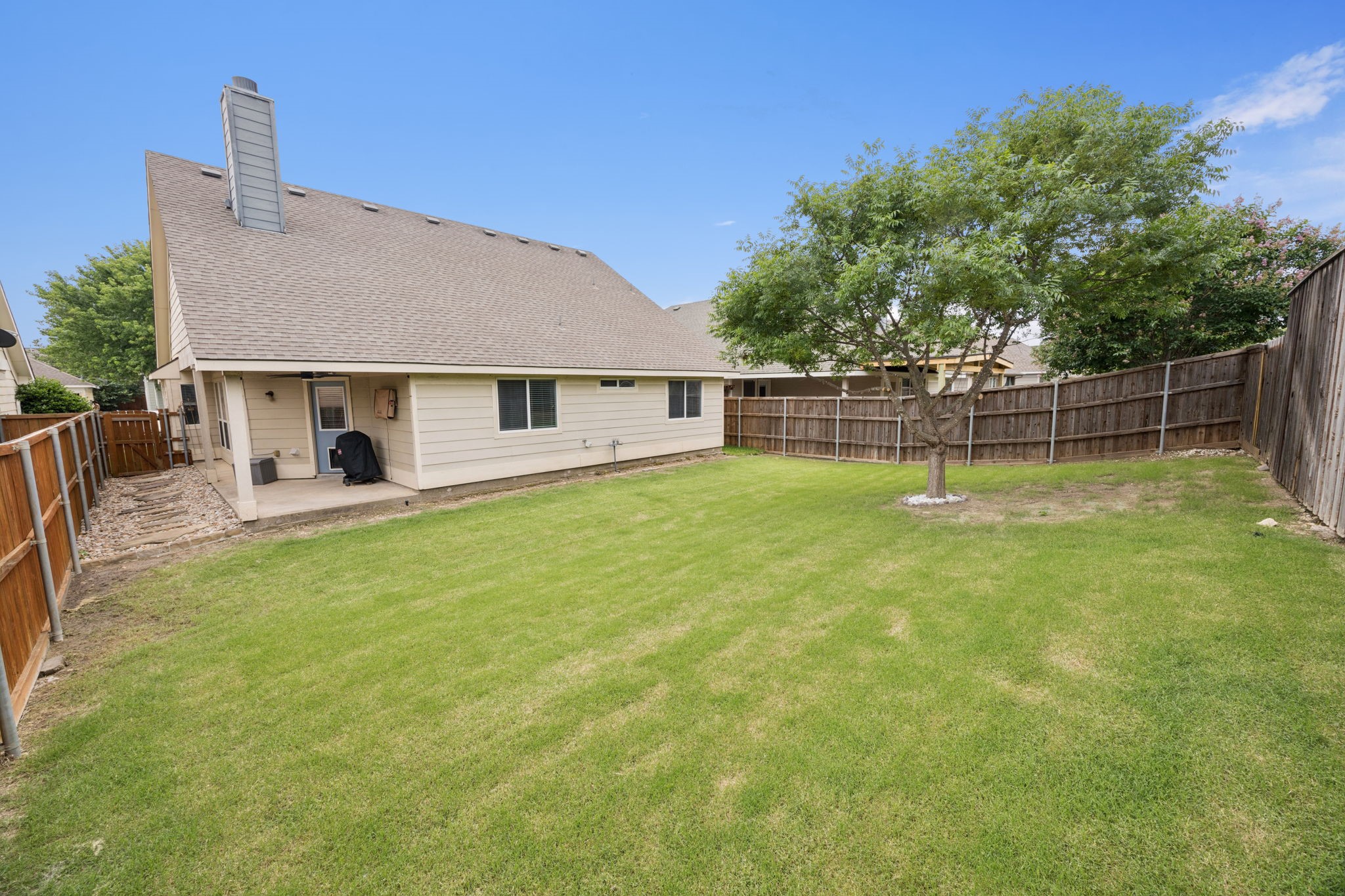 9712 Hedge Bell Drive