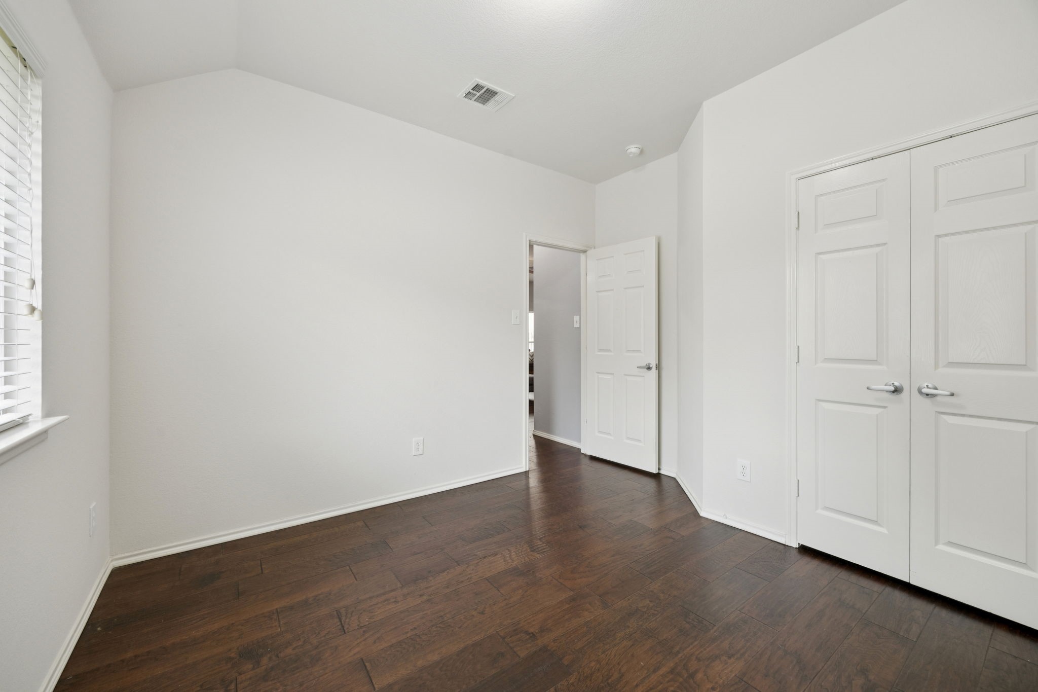 9712 Hedge Bell Drive