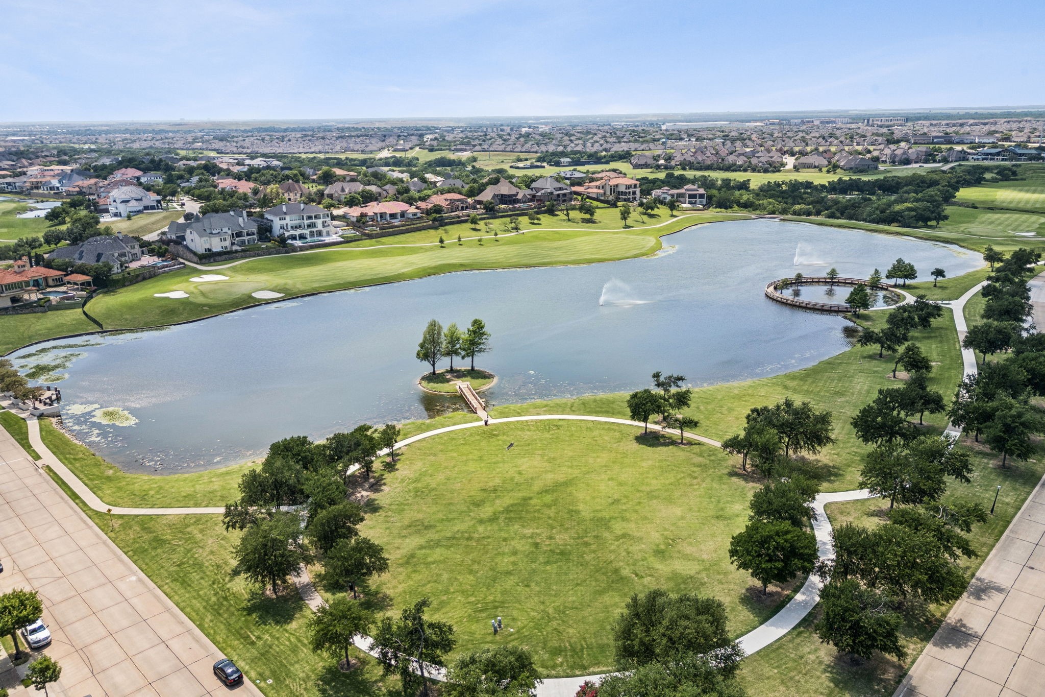 2598 King Arthur Boulevard