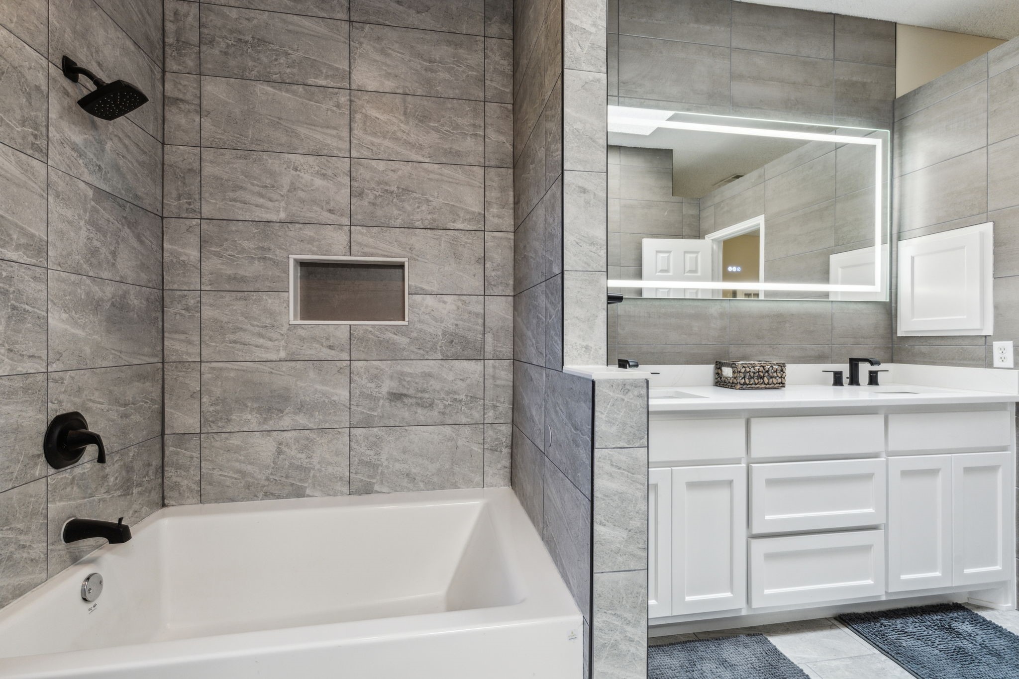 407 Washington Place