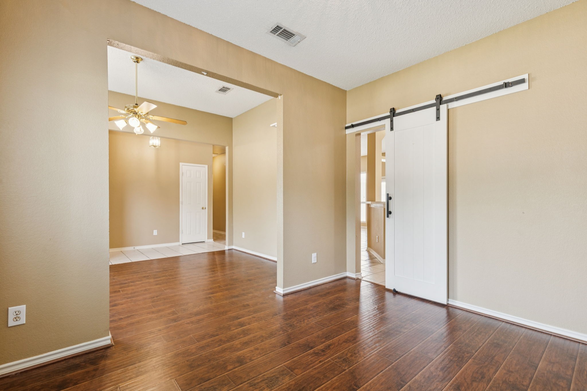 319 Woodglen Drive