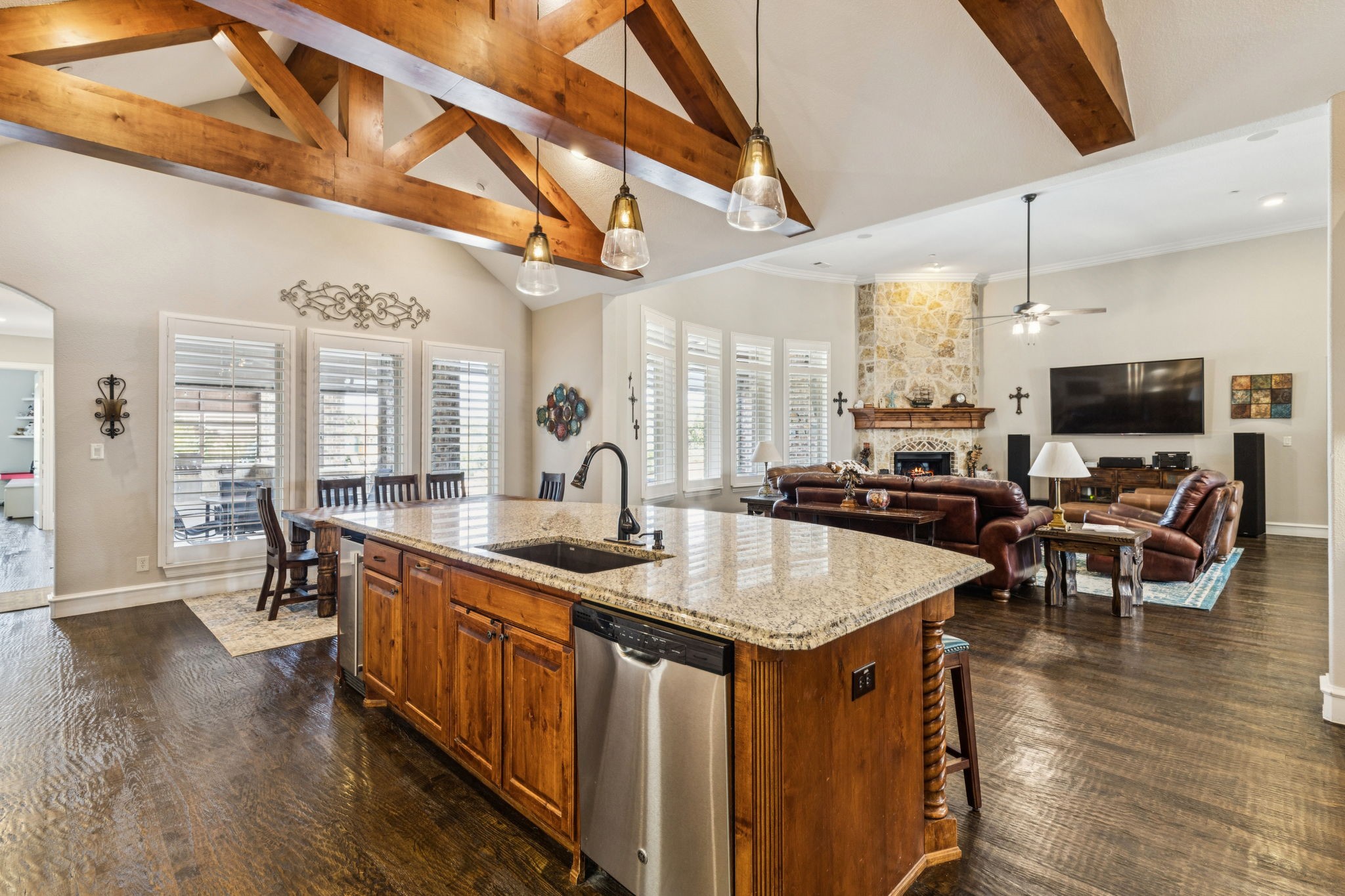 2711 Bauer Court